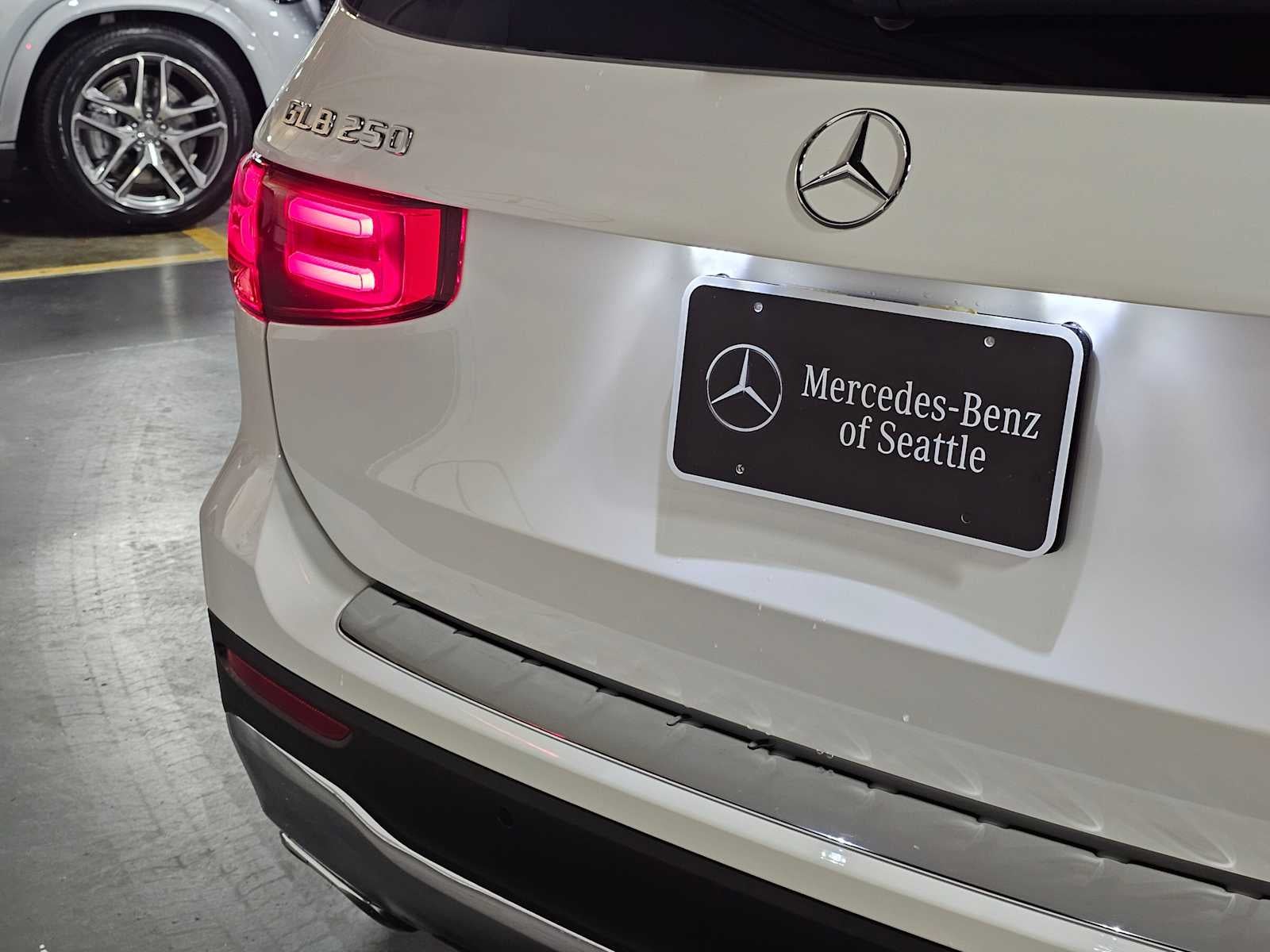 2026 Mercedes-Benz GLB 250 4MATIC® SUV