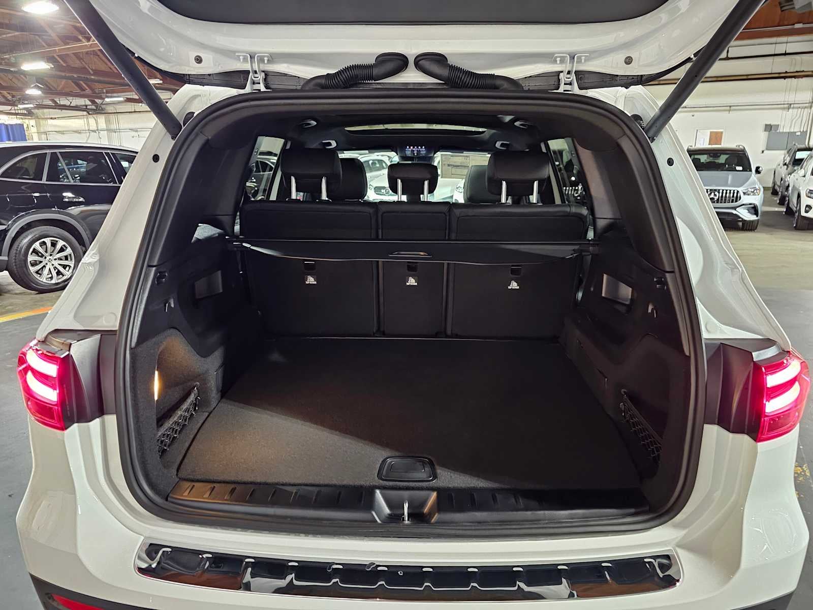 2026 Mercedes-Benz GLB 250 4MATIC® SUV