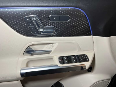 2025 Mercedes-Benz GLB 250 4MATIC® SUV