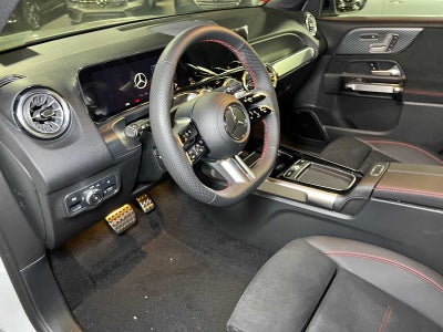 2026 Mercedes-Benz GLB 250 4MATIC® SUV