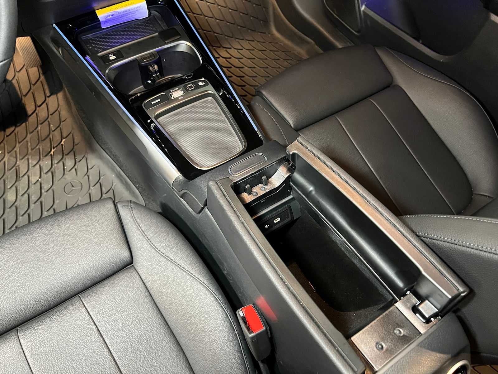 2025 Mercedes-Benz GLB 250 GLB 250