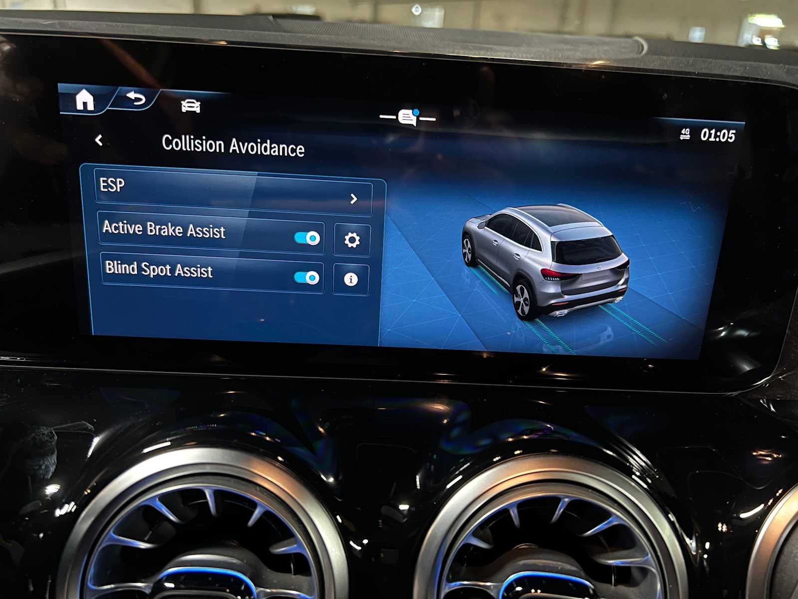 2026 Mercedes-Benz GLA 250 4MATIC® SUV