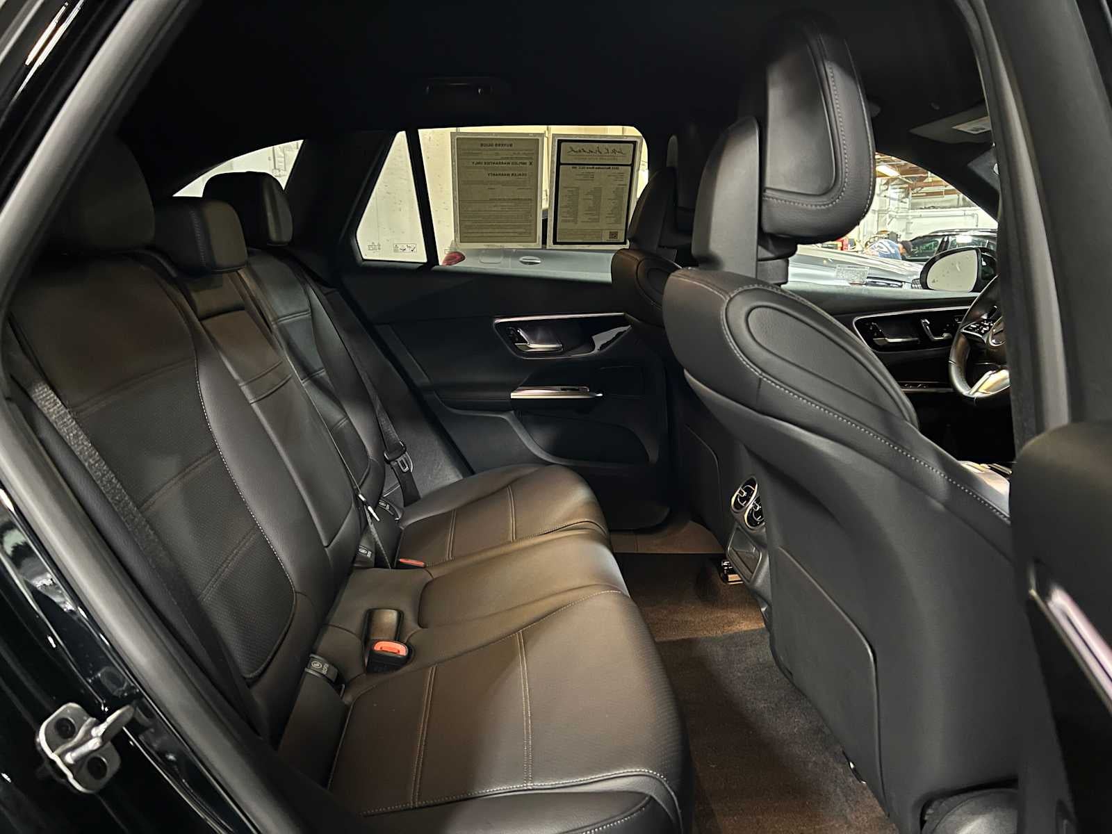 2025 Mercedes-Benz GLC 300 SUV