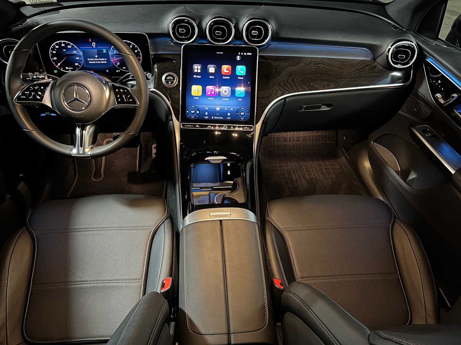 2025 Mercedes-Benz GLC 300 SUV