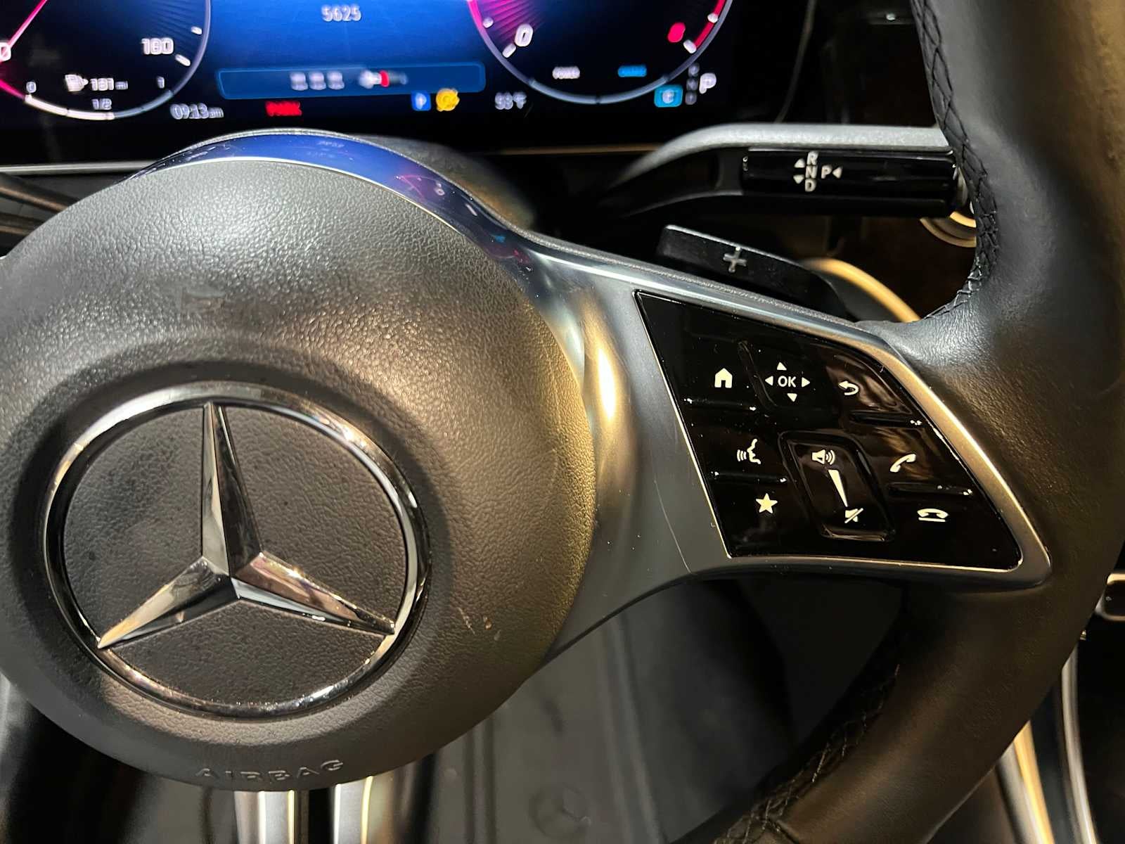 2025 Mercedes-Benz GLC 300 SUV