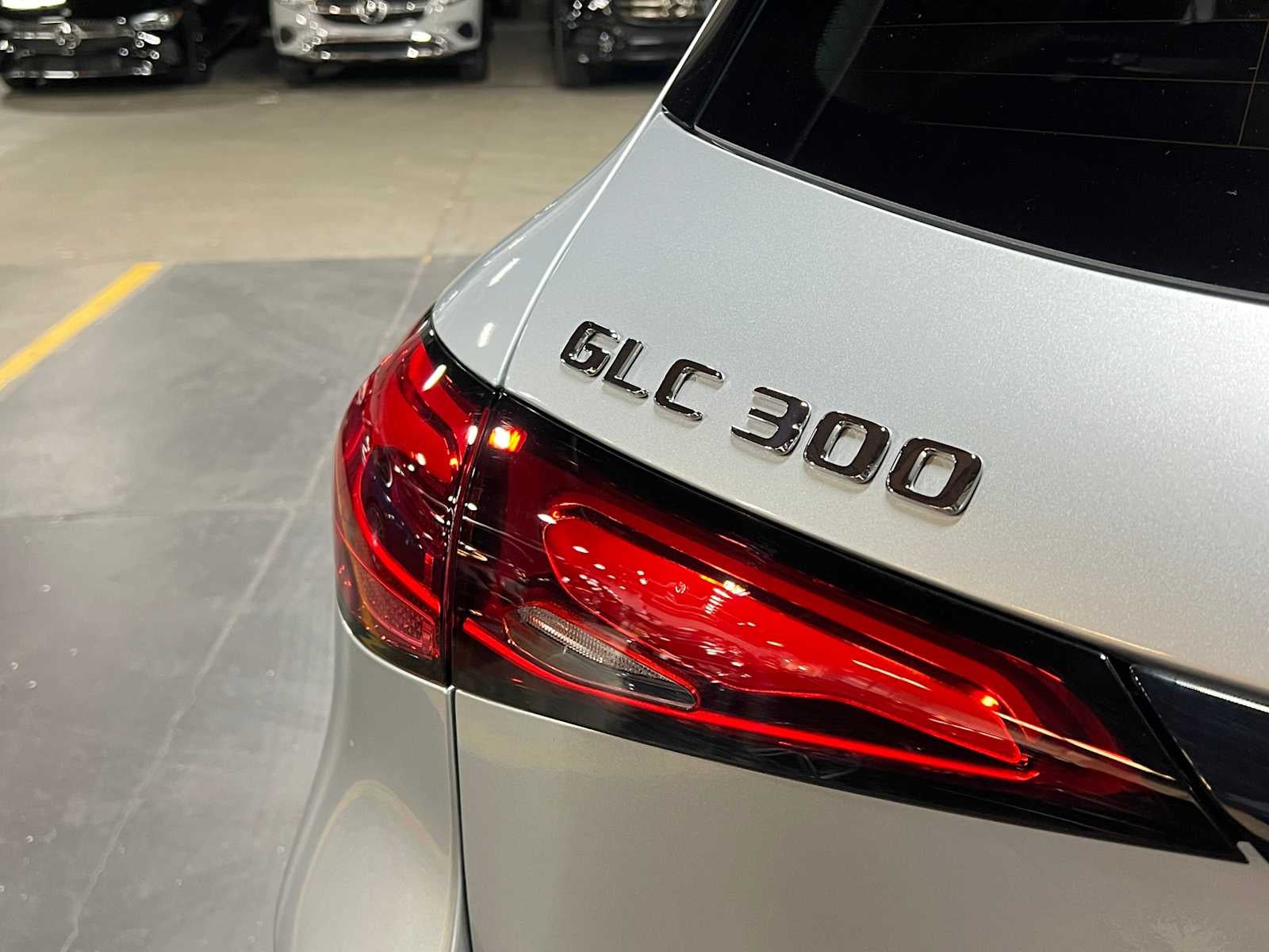 2025 Mercedes-Benz GLC GLC 300