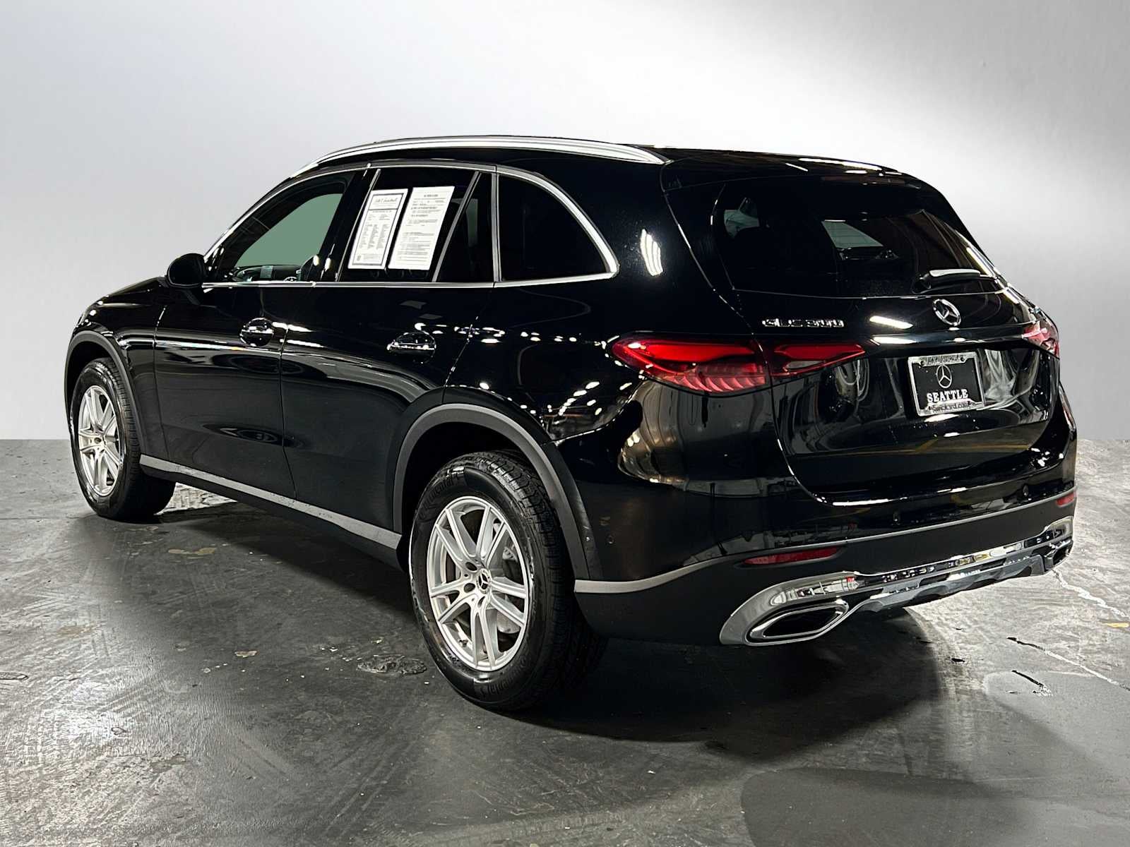 2025 Mercedes-Benz GLC 300 GLC 300