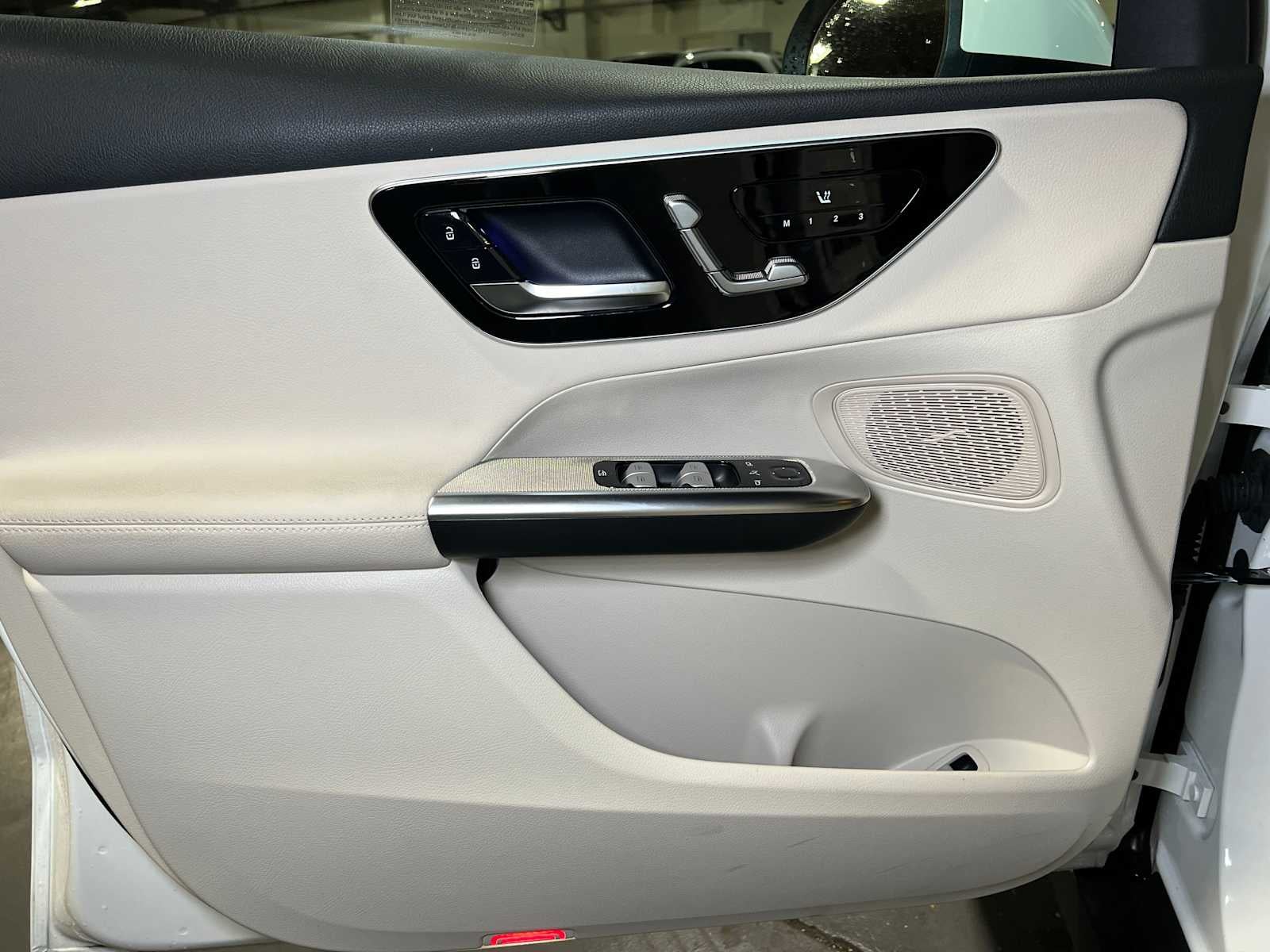 2025 Mercedes-Benz GLC GLC 300