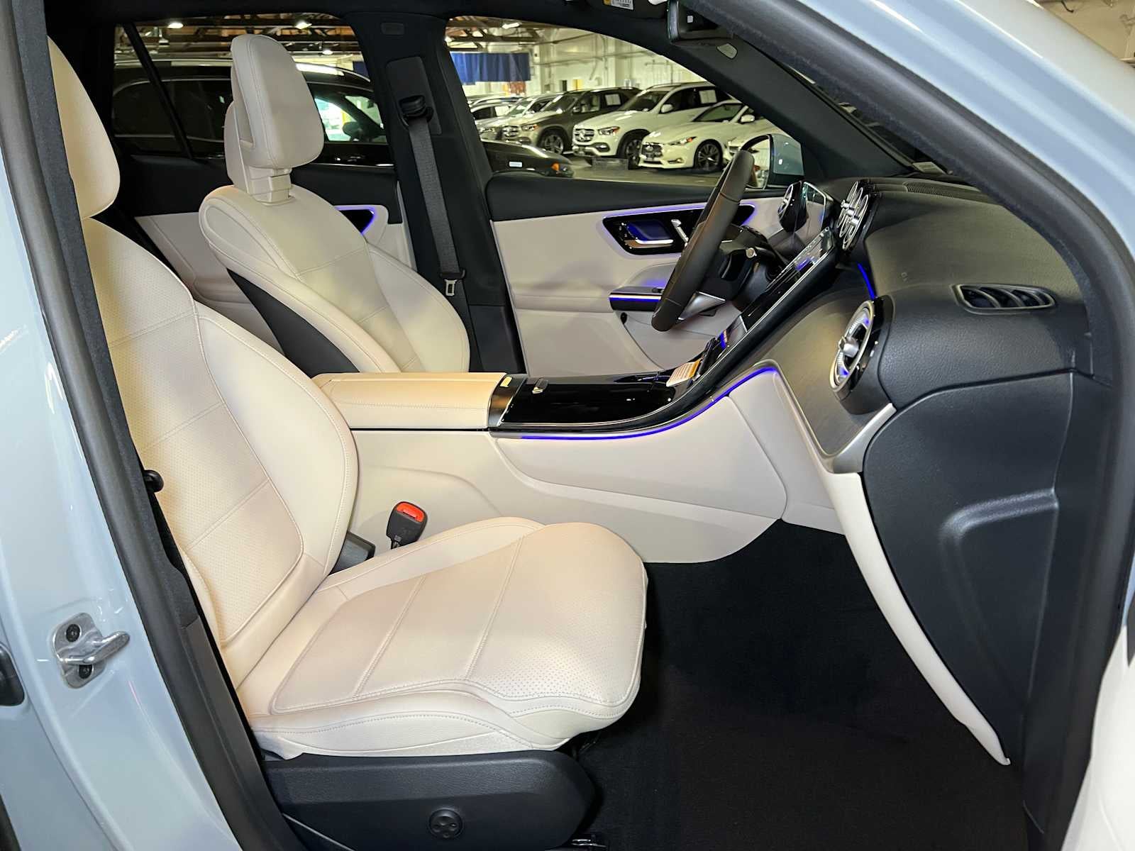 2025 Mercedes-Benz GLC 300 4MATIC® SUV