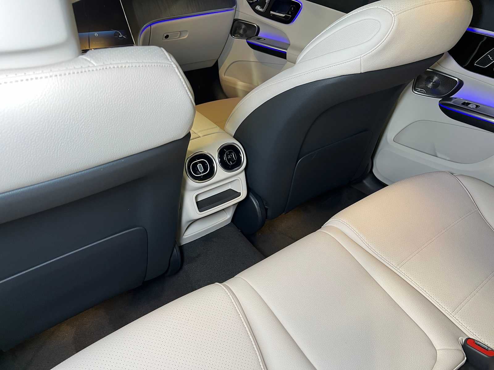 2025 Mercedes-Benz GLC 300 4MATIC® SUV