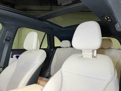 2025 Mercedes-Benz GLC 300 4MATIC® SUV