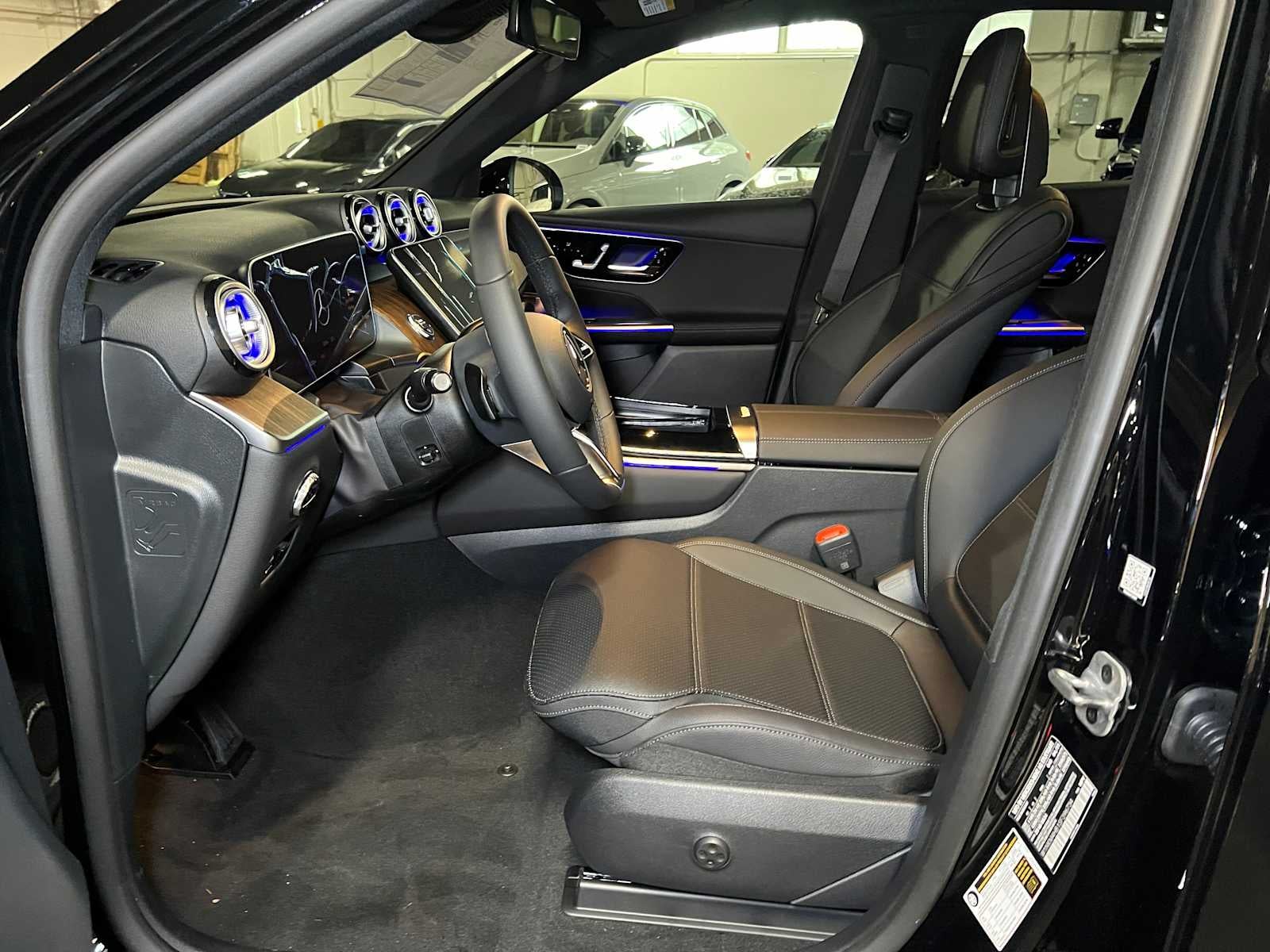 2025 Mercedes-Benz GLC 300 4MATIC® SUV