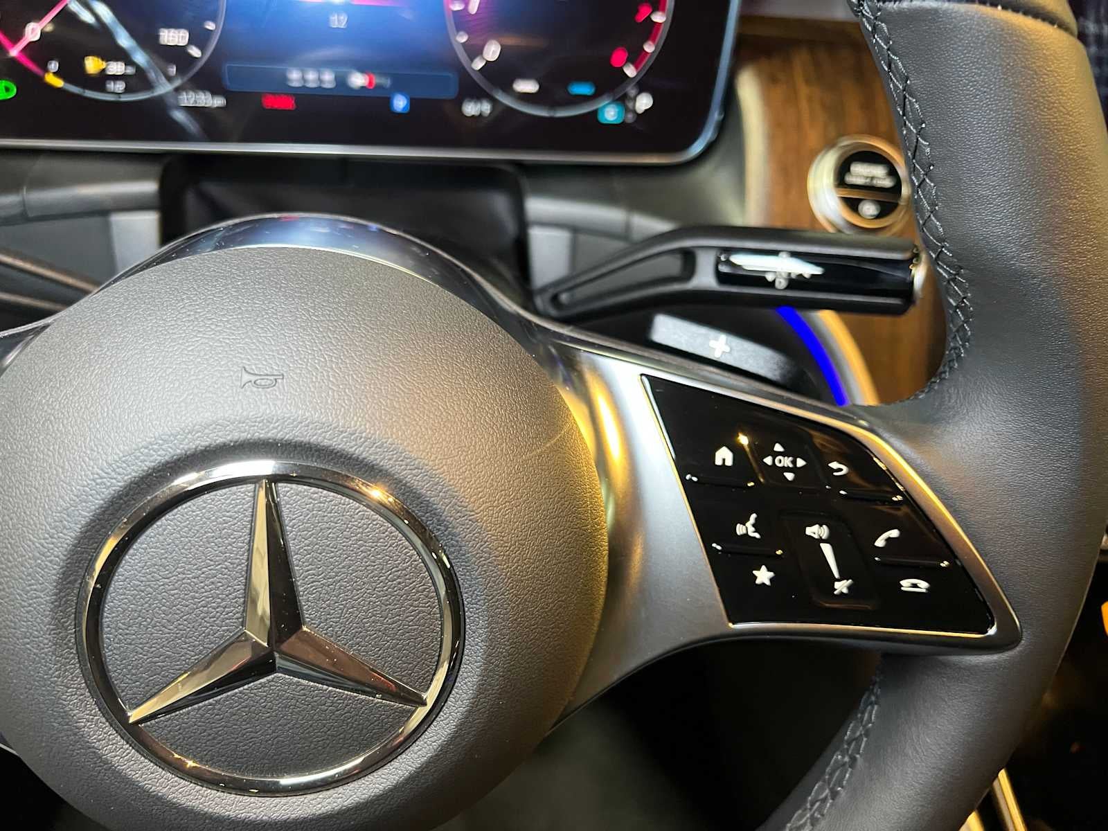 2025 Mercedes-Benz GLC 300 4MATIC® SUV