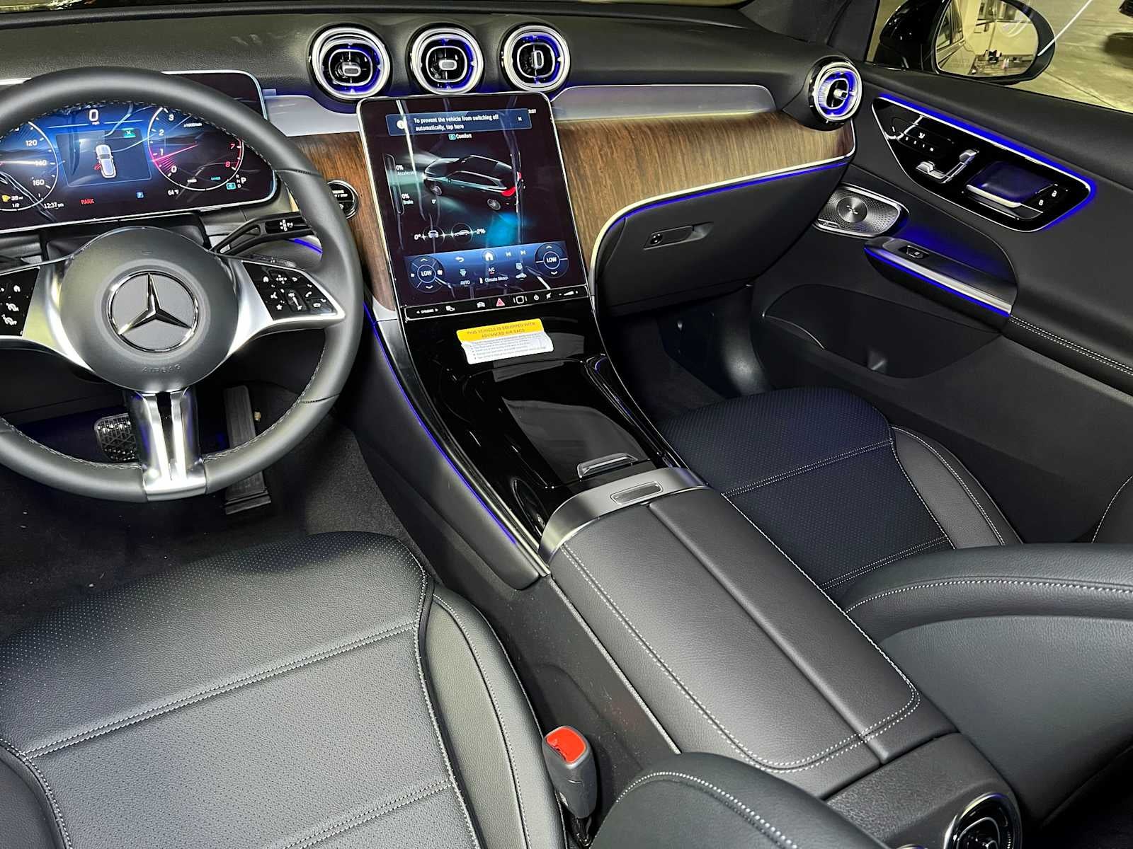 2025 Mercedes-Benz GLC 300 4MATIC® SUV