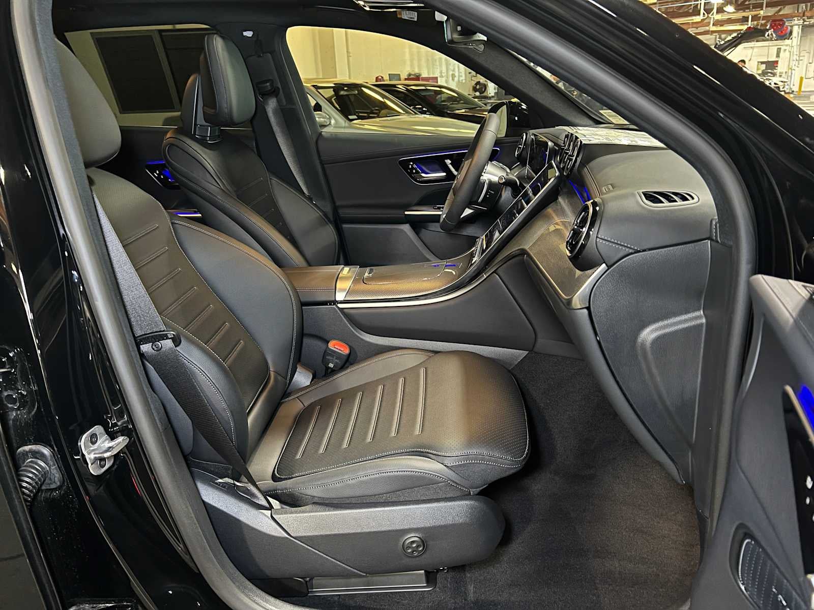 2025 Mercedes-Benz GLC 300 4MATIC® SUV