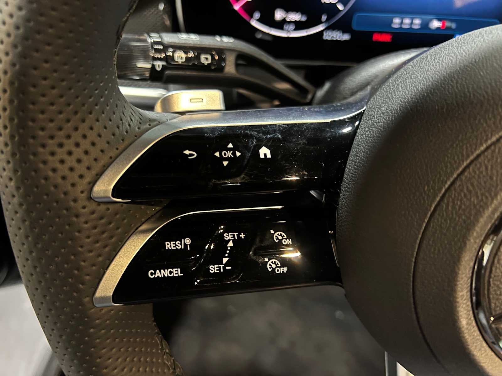 2025 Mercedes-Benz GLC 300 4MATIC® SUV