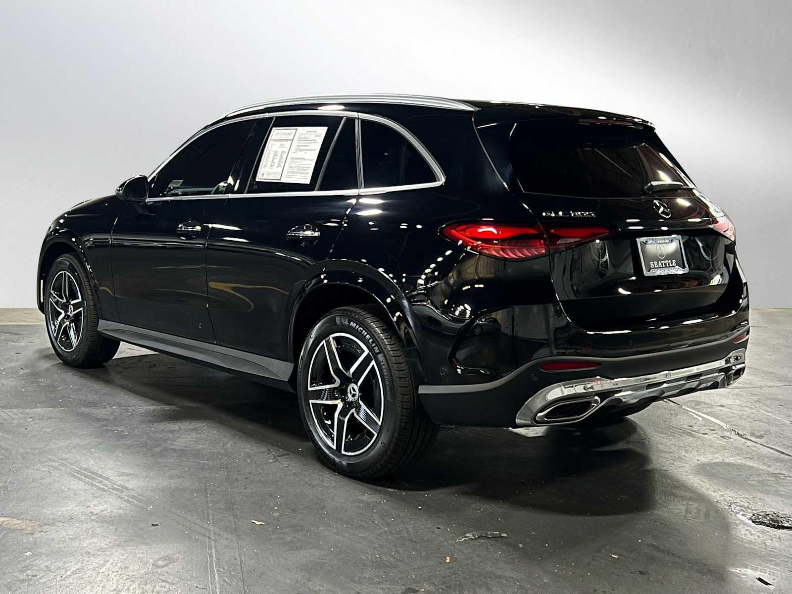 2025 Mercedes-Benz GLC 300 4MATIC® SUV