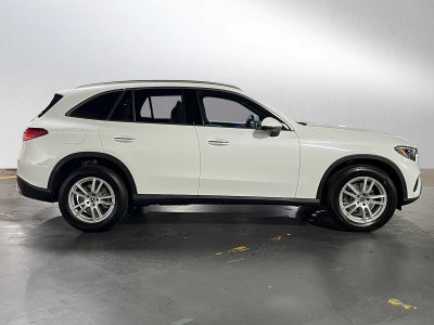 2025 Mercedes-Benz GLC GLC 300