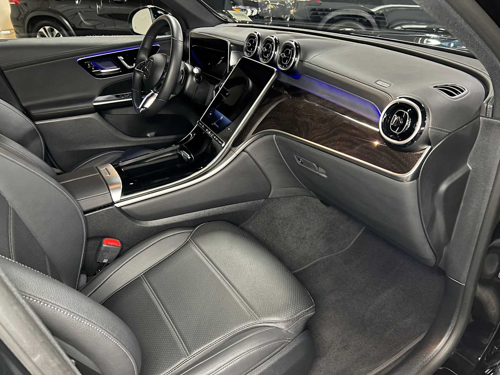 2025 Mercedes-Benz GLC 300 4MATIC® SUV