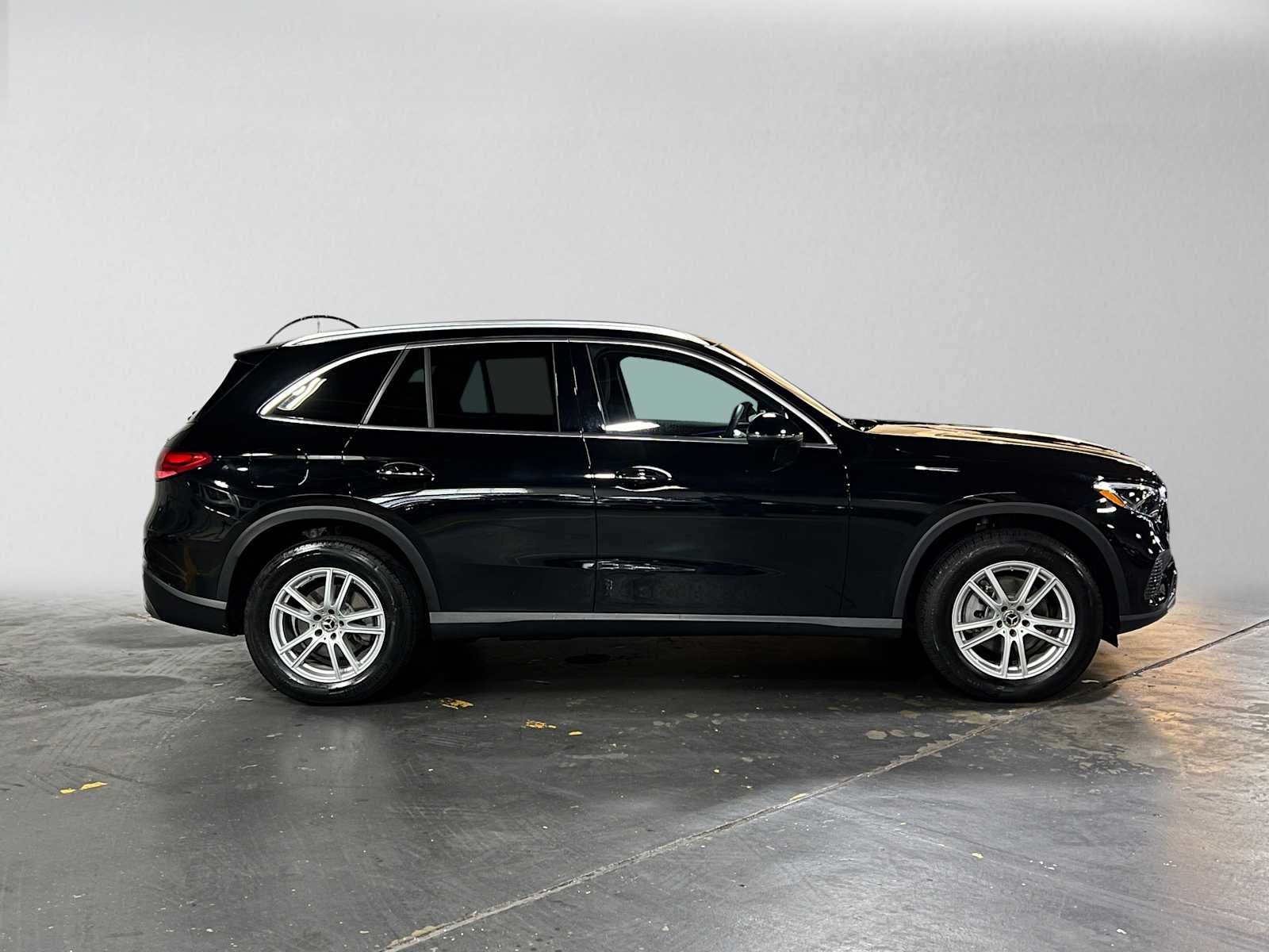 2025 Mercedes-Benz GLC 300 4MATIC® SUV