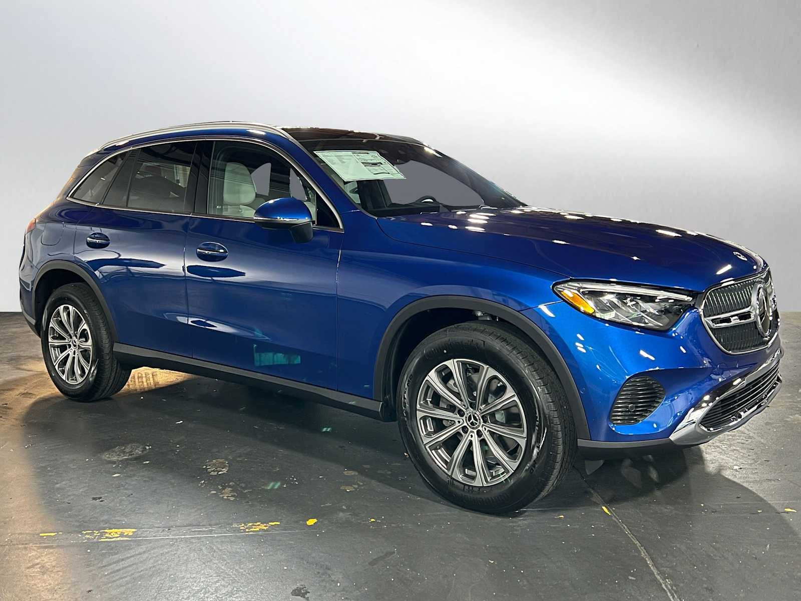 2025 Mercedes-Benz GLC GLC 300