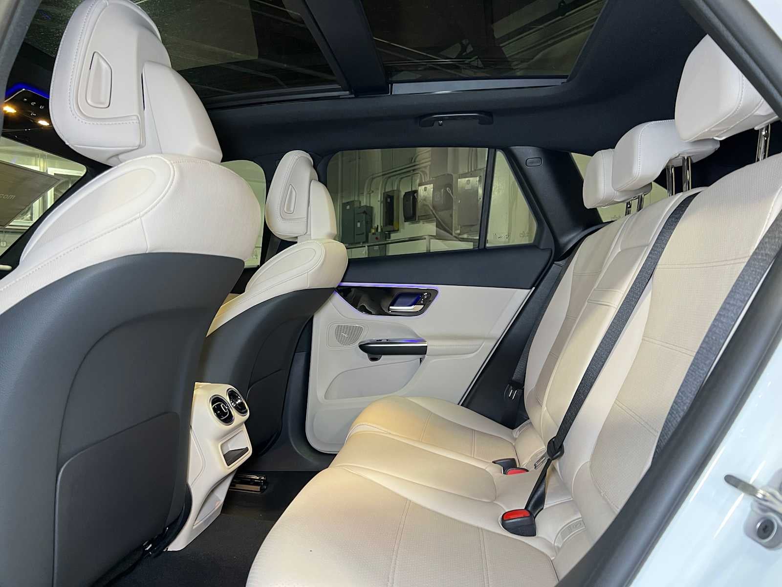 2025 Mercedes-Benz GLC GLC 300