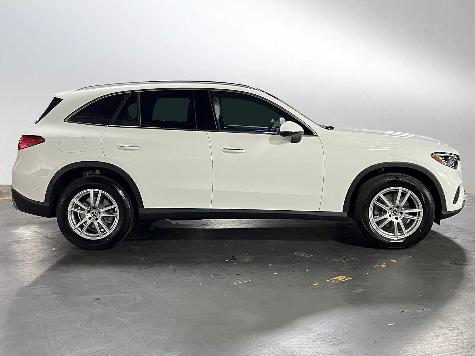 2025 Mercedes-Benz GLC GLC 300