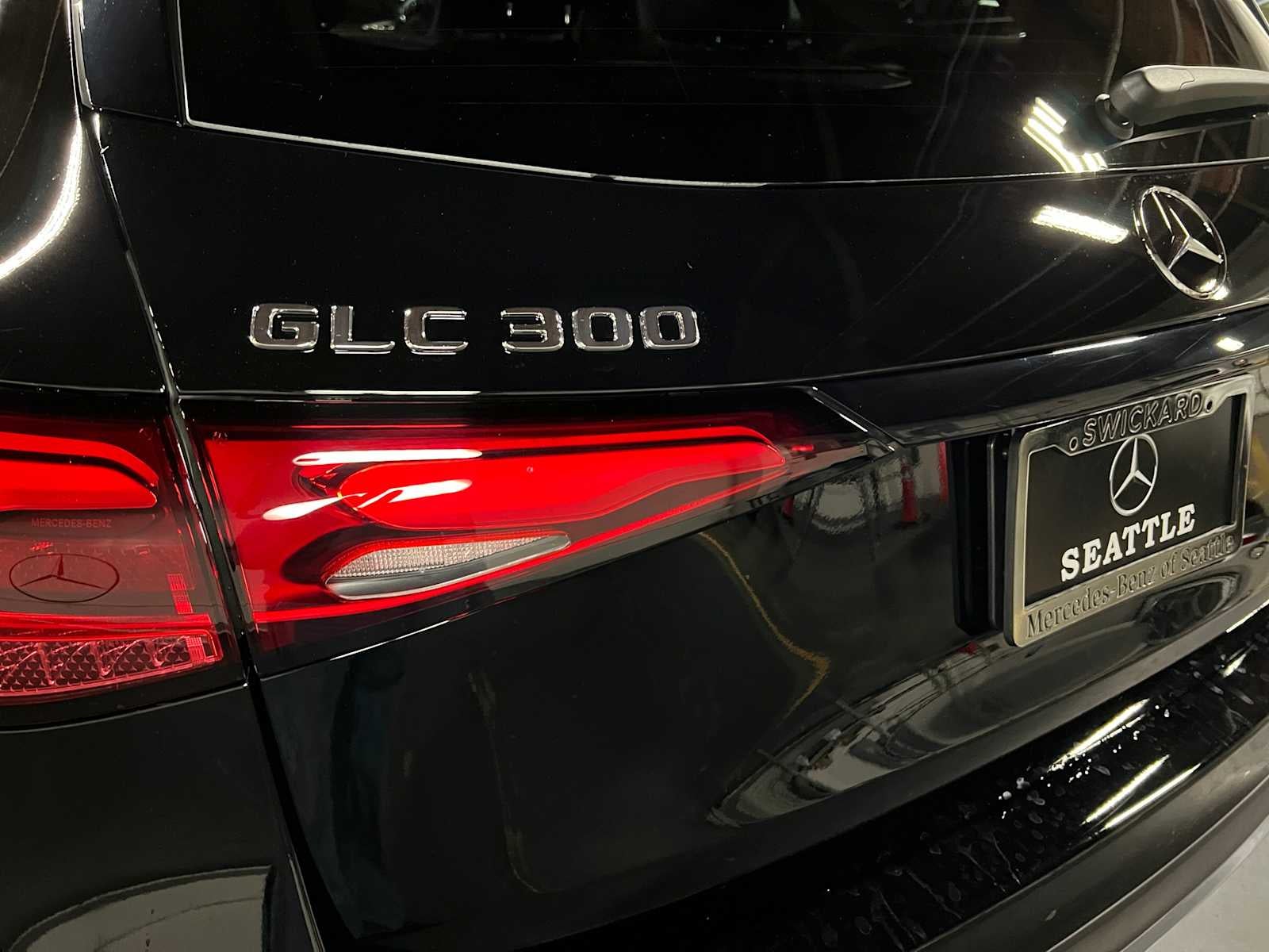 2026 Mercedes-Benz GLC 300 4MATIC® SUV