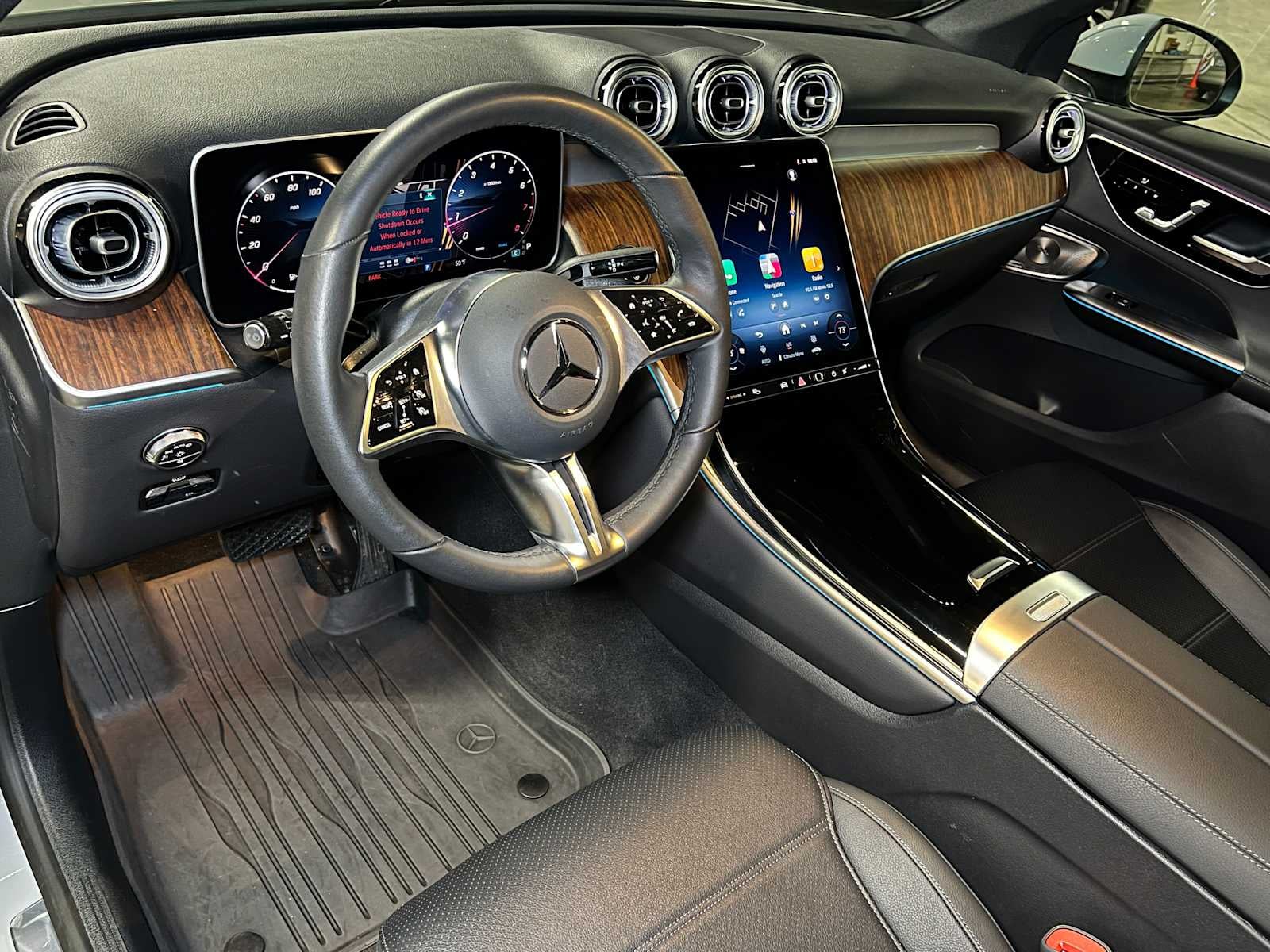 2025 Mercedes-Benz GLC GLC 300