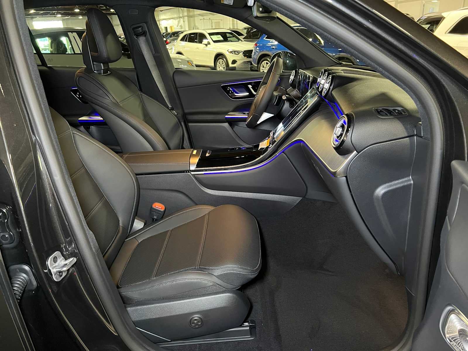 2025 Mercedes-Benz GLC GLC 300