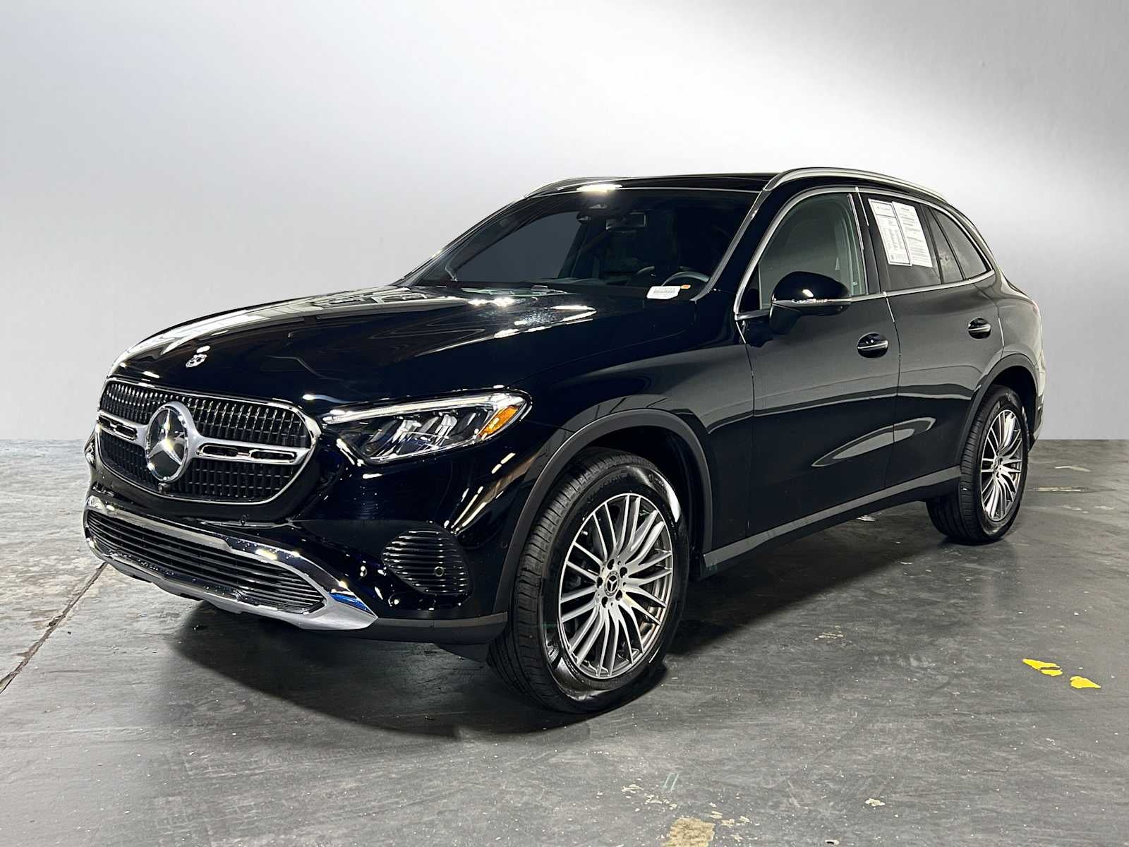 2025 Mercedes-Benz GLC GLC 300