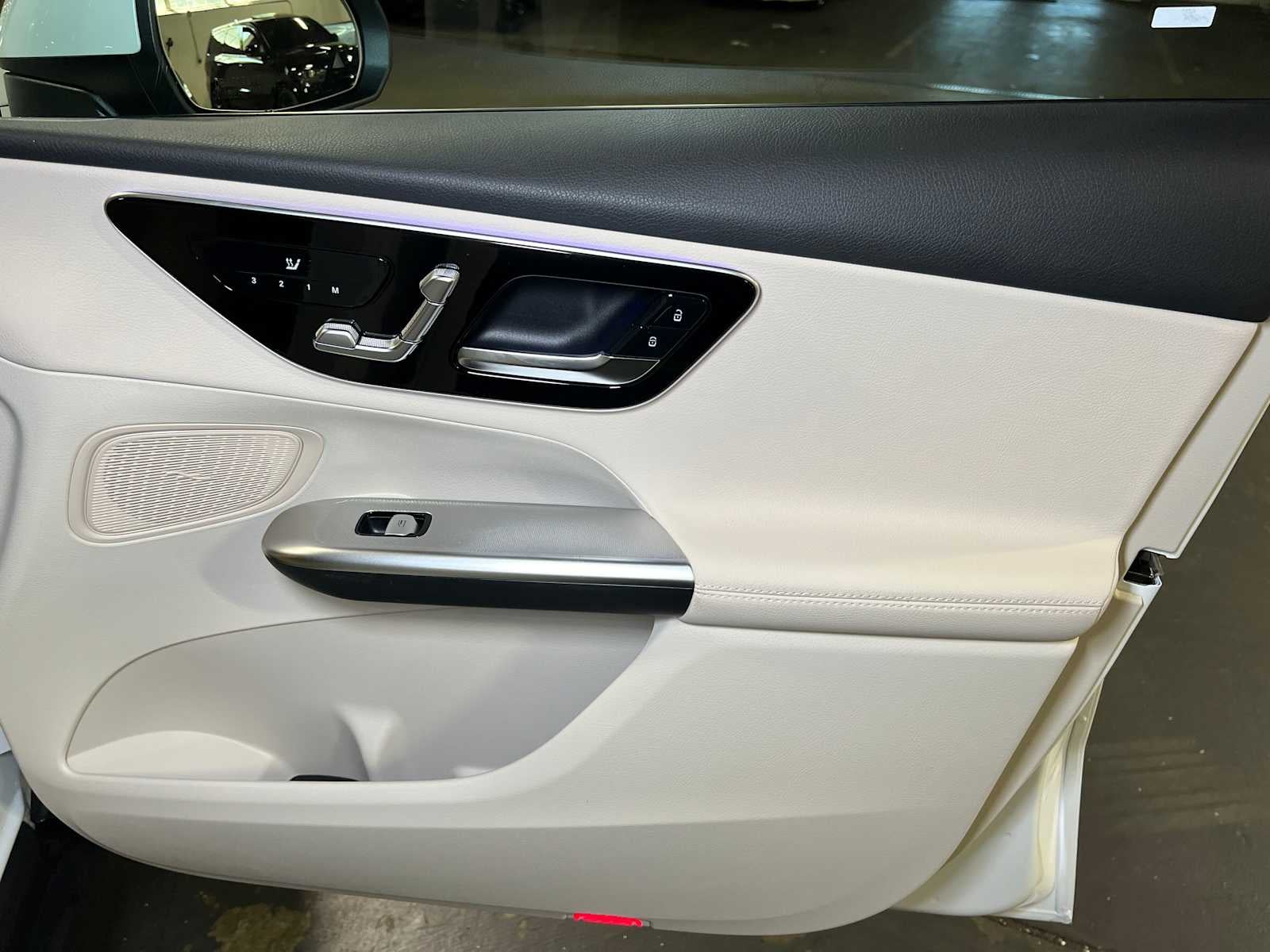 2025 Mercedes-Benz GLC 300 GLC 300