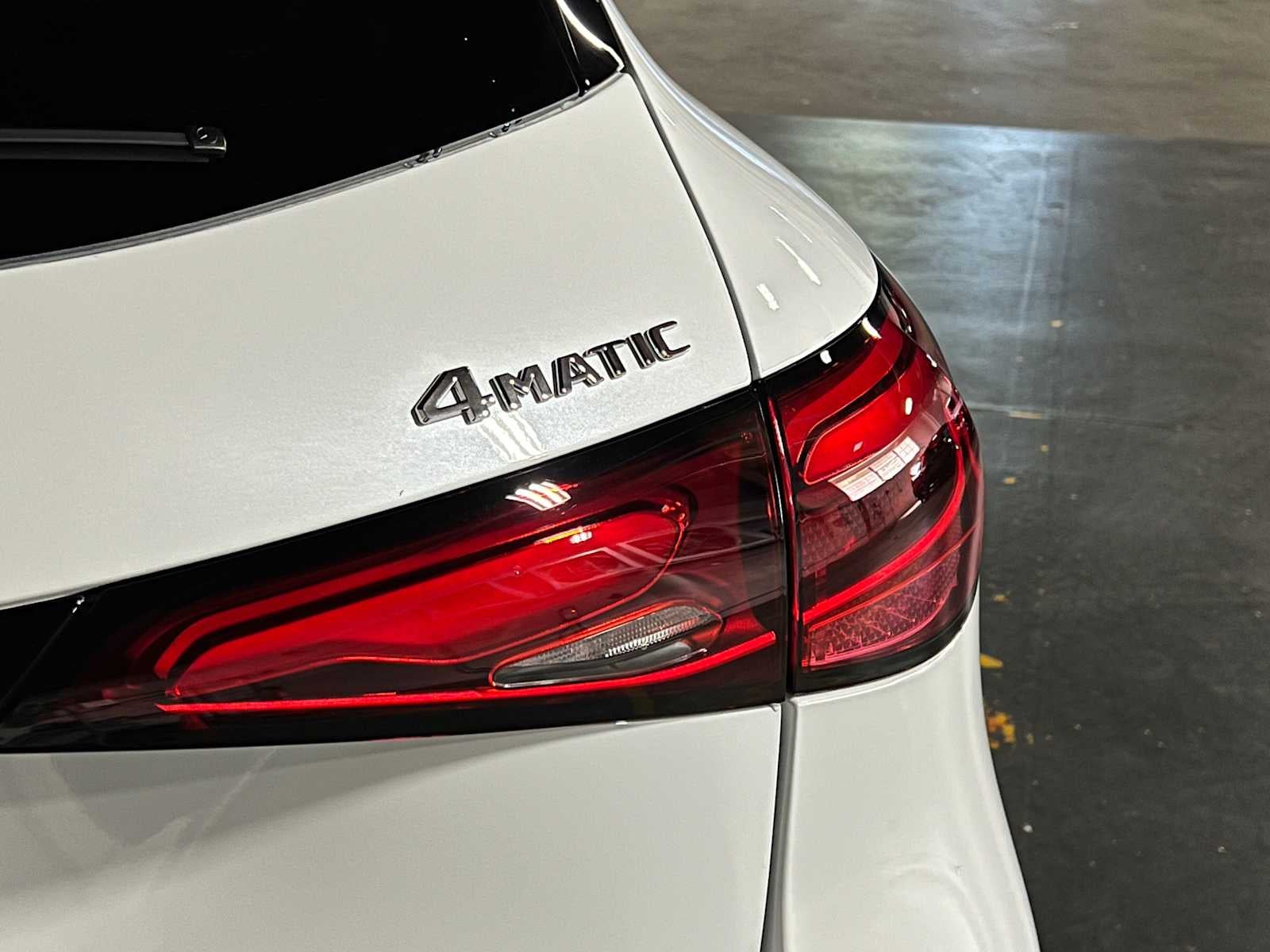 2025 Mercedes-Benz GLC 300 GLC 300