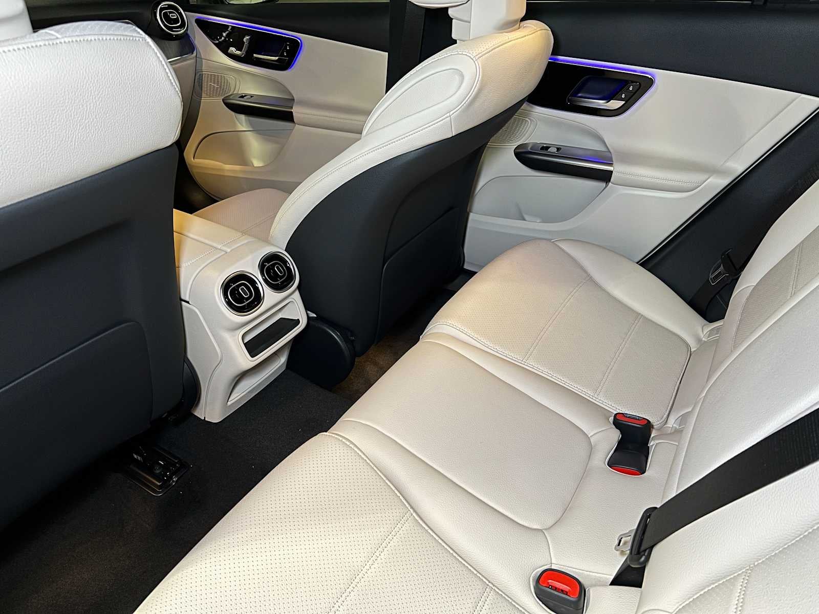 2025 Mercedes-Benz GLC 300 GLC 300