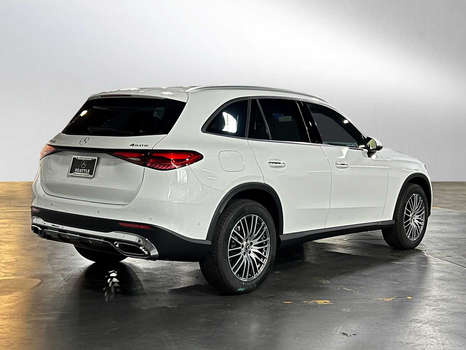 2025 Mercedes-Benz GLC 300 GLC 300