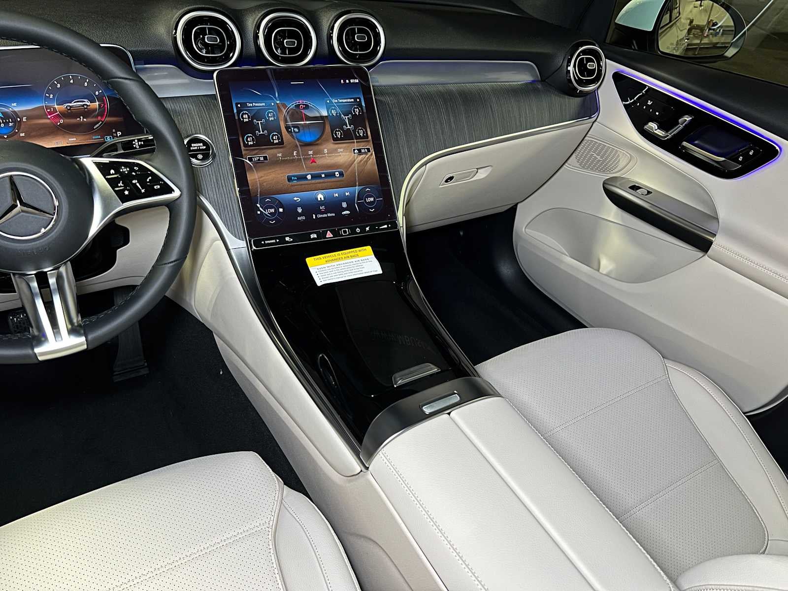 2025 Mercedes-Benz GLC 300 GLC 300