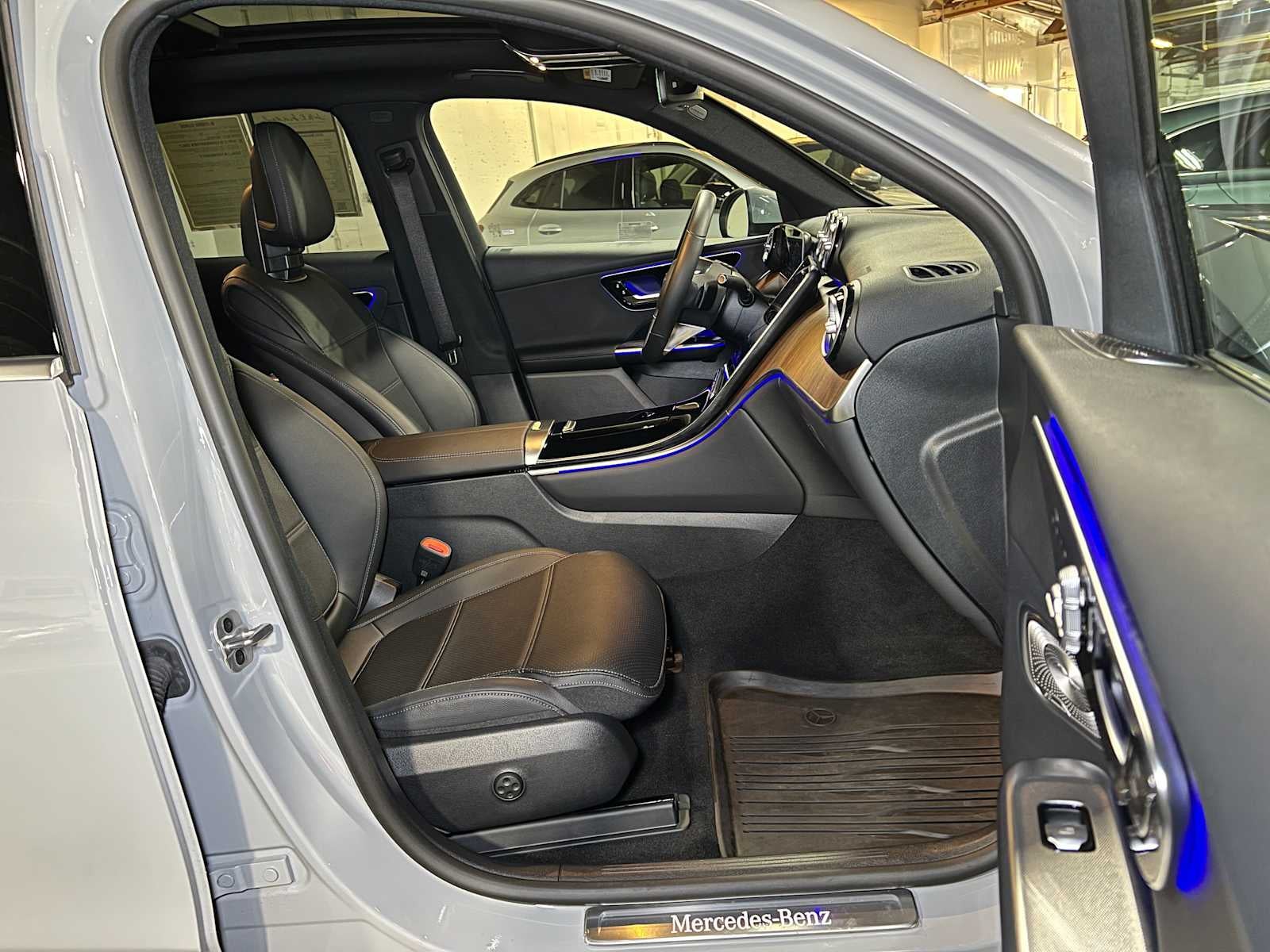 2025 Mercedes-Benz GLC GLC 300