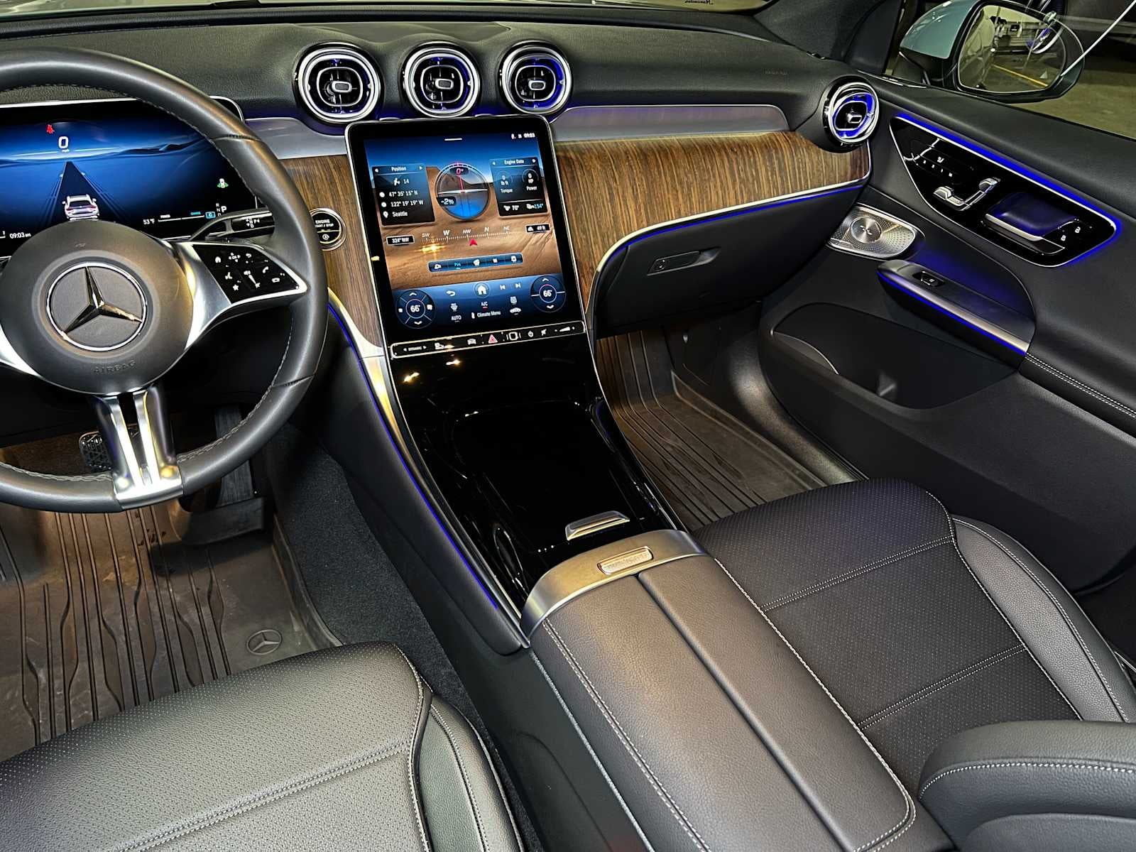 2025 Mercedes-Benz GLC GLC 300