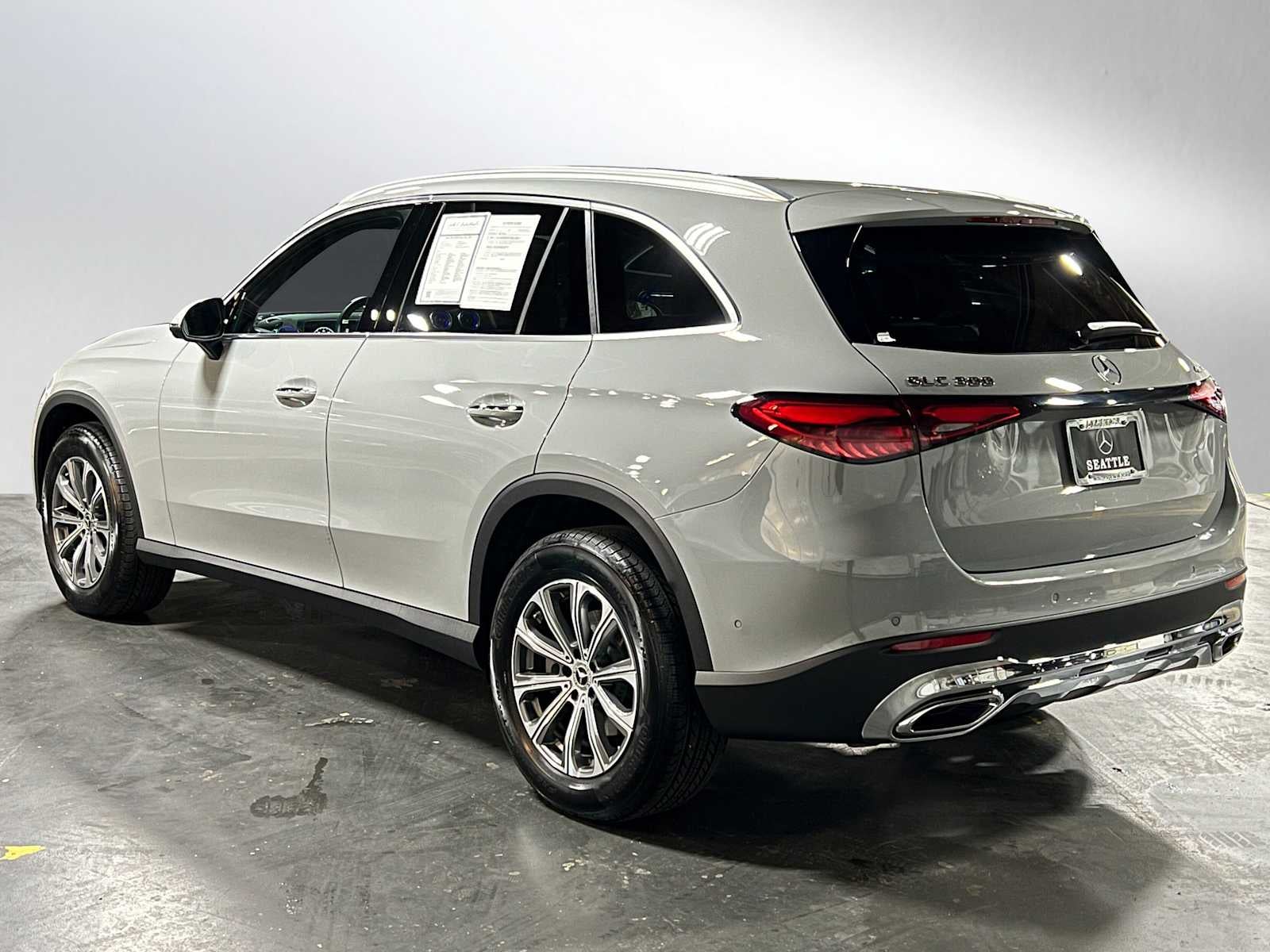 2025 Mercedes-Benz GLC GLC 300