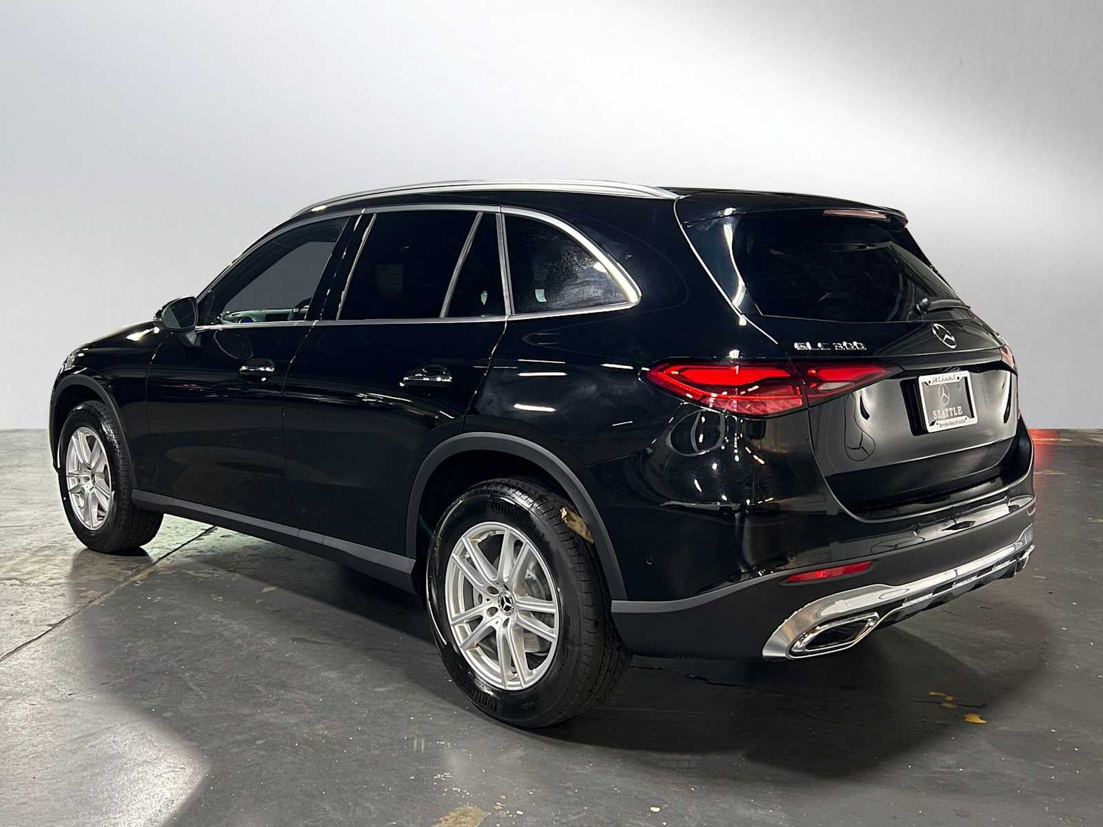 2025 Mercedes-Benz GLC 300 4MATIC® SUV