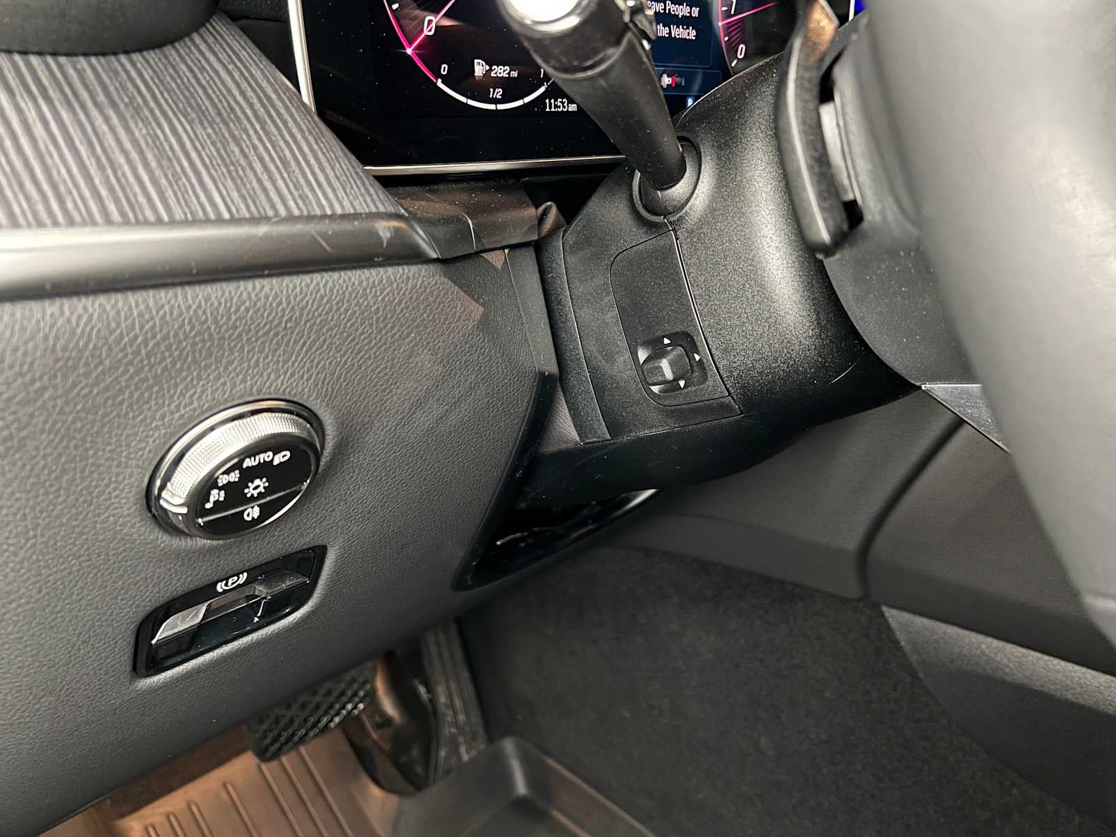 2025 Mercedes-Benz GLC GLC 300