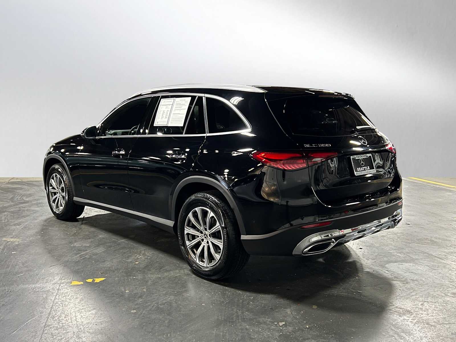 2025 Mercedes-Benz GLC GLC 300