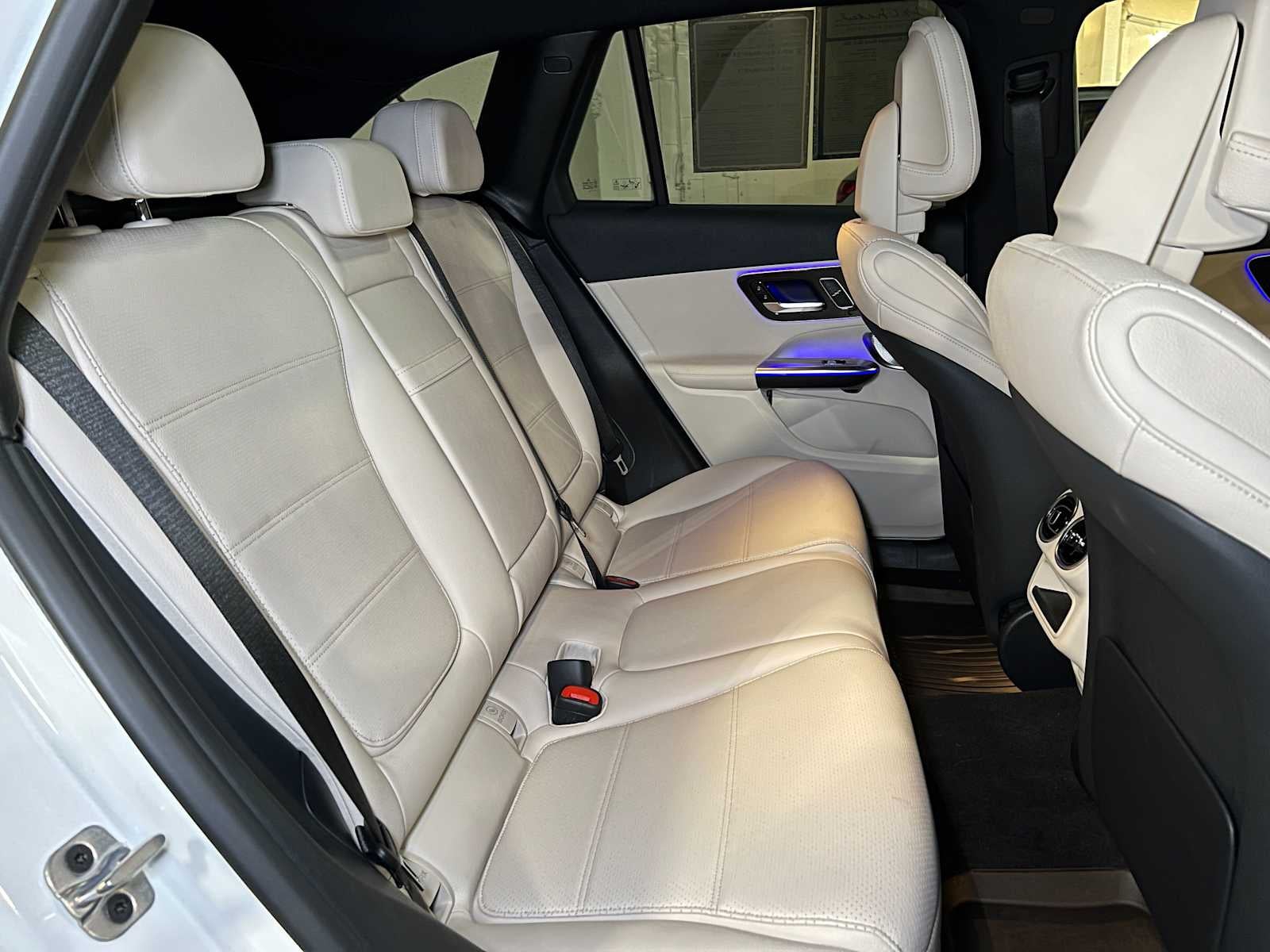 2025 Mercedes-Benz GLC GLC 300