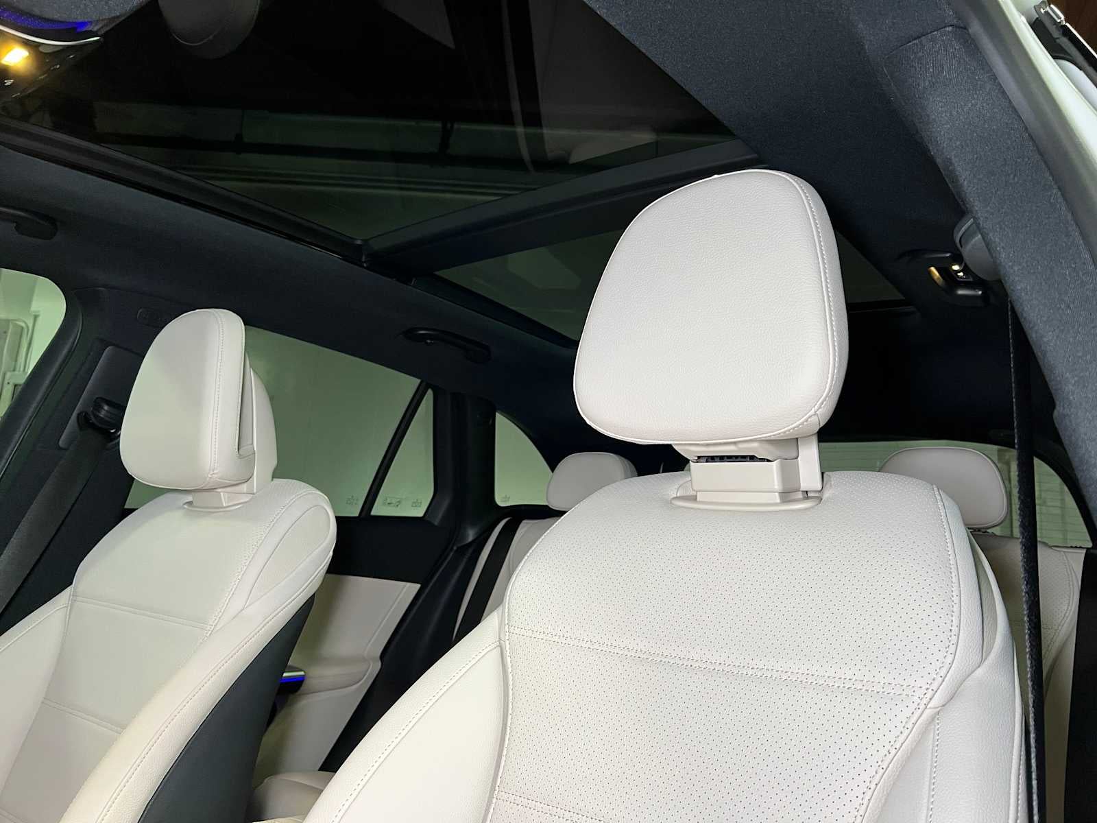 2025 Mercedes-Benz GLC GLC 300