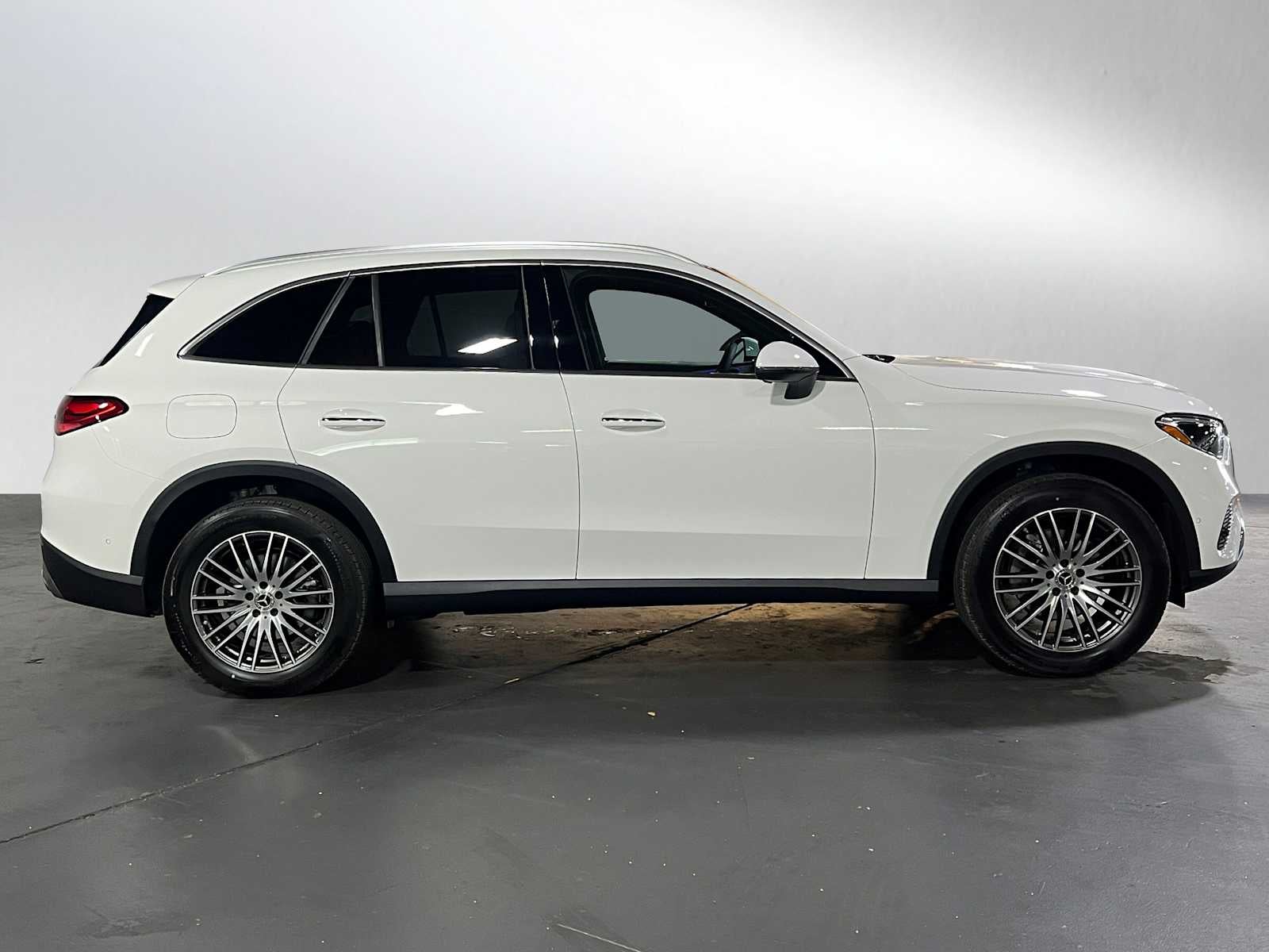 2025 Mercedes-Benz GLC GLC 300