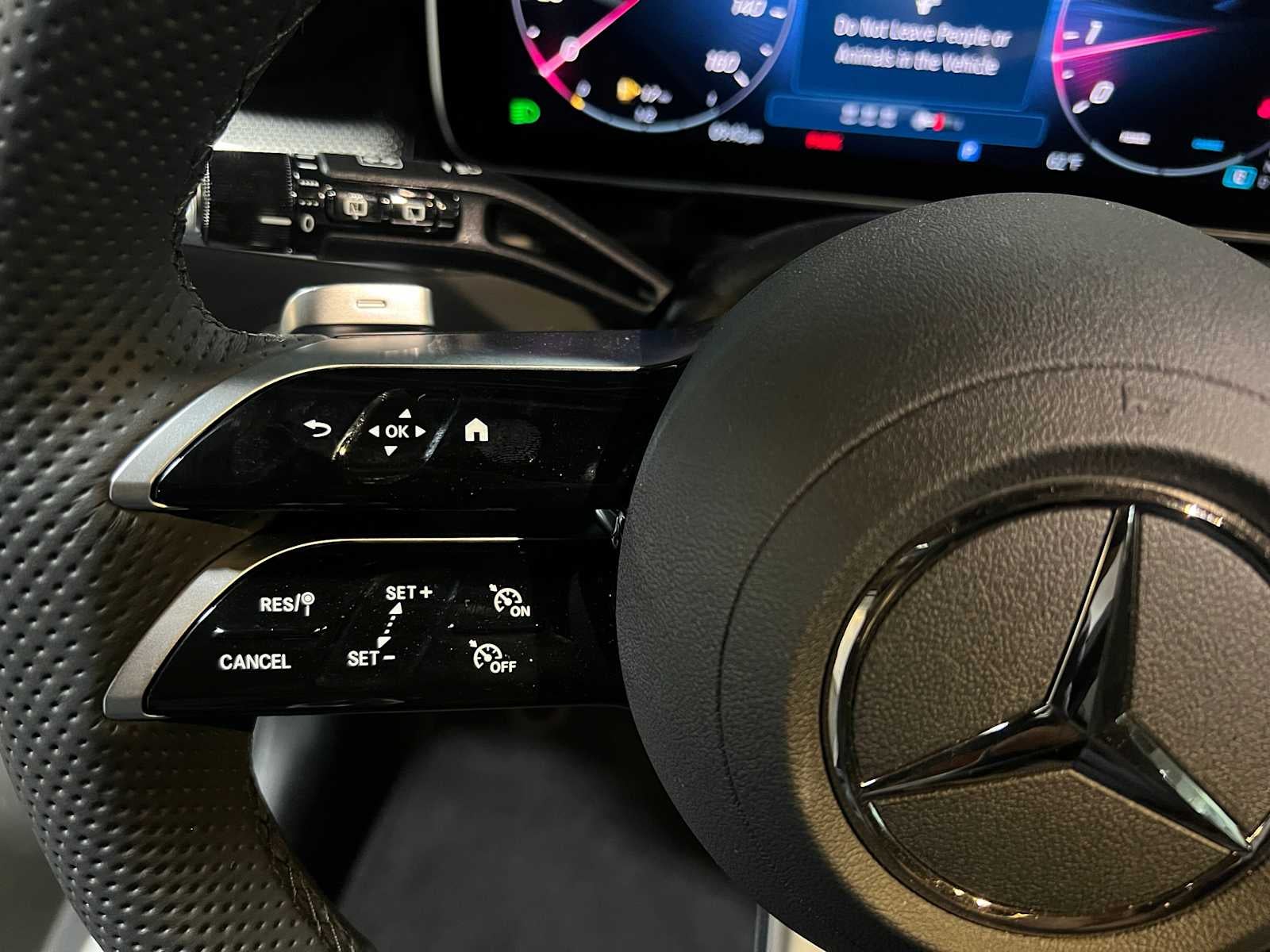 2025 Mercedes-Benz GLC 300 4MATIC® SUV