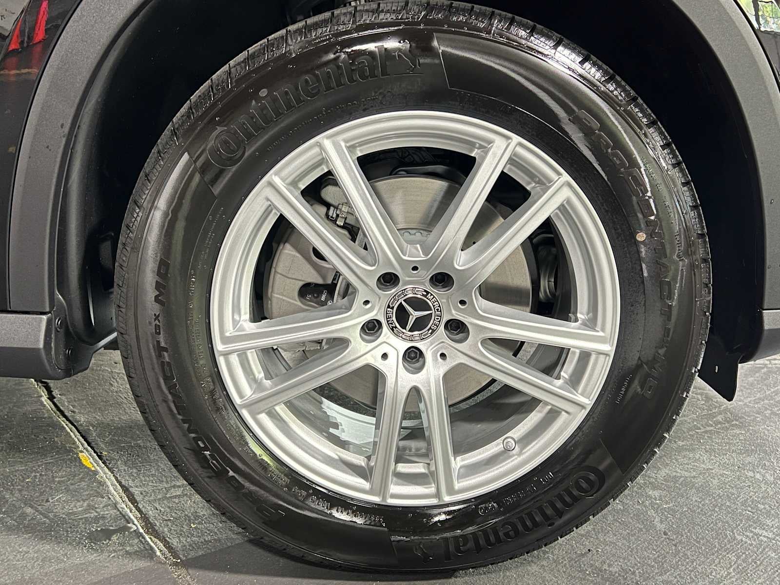 2025 Mercedes-Benz GLC GLC 300