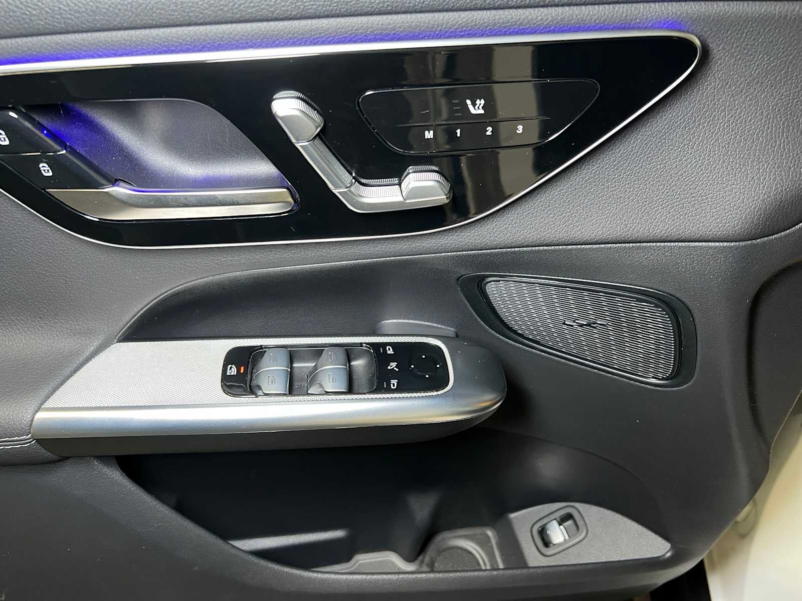 2025 Mercedes-Benz GLC GLC 300