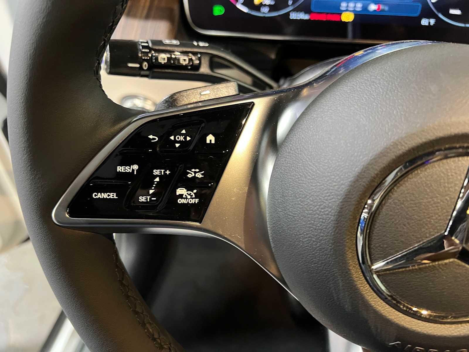 2025 Mercedes-Benz GLC 300 4MATIC® SUV