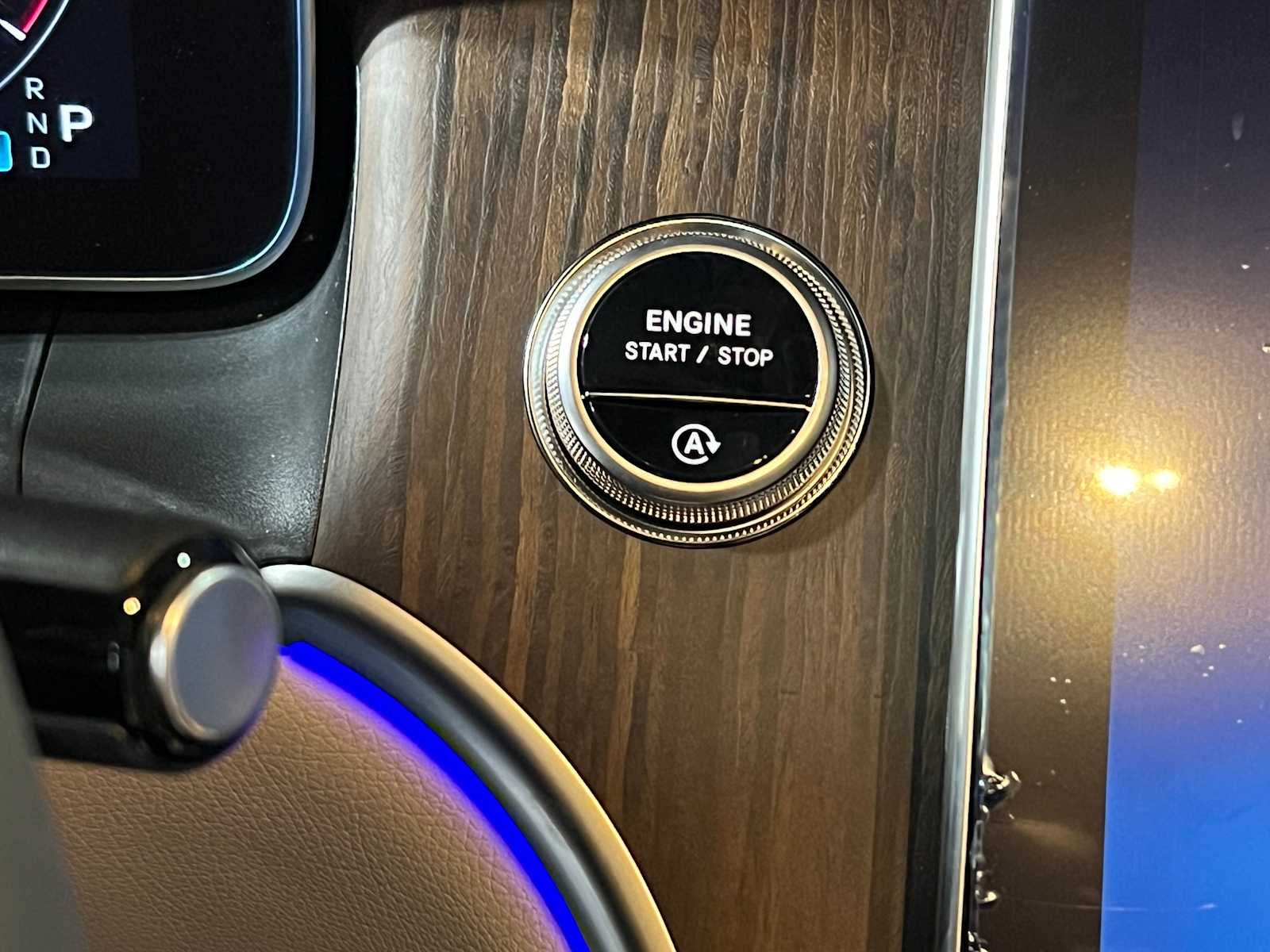 2025 Mercedes-Benz GLC 300 4MATIC® SUV